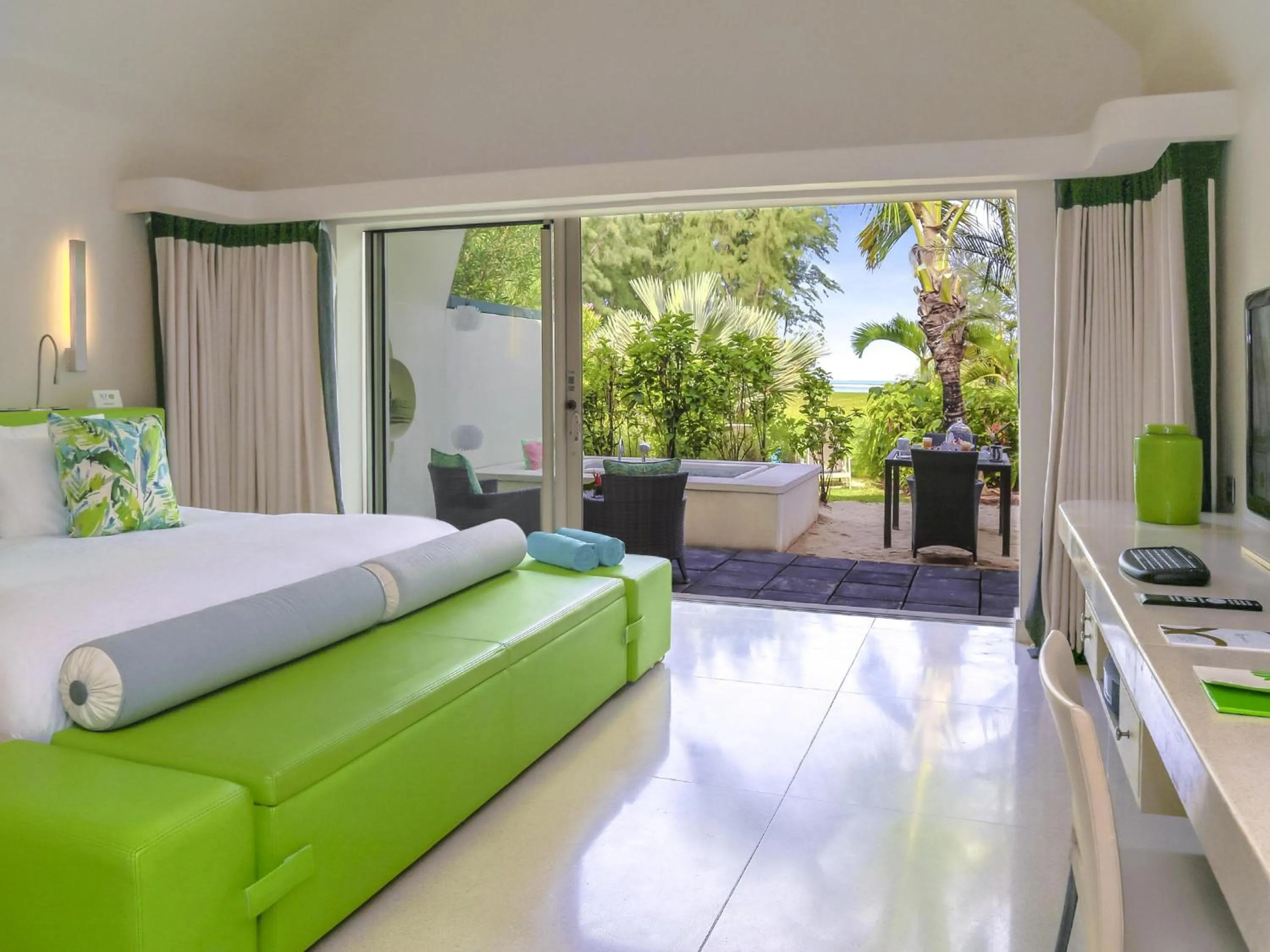 Bedroom, Bed in SO/ Sofitel Mauritius