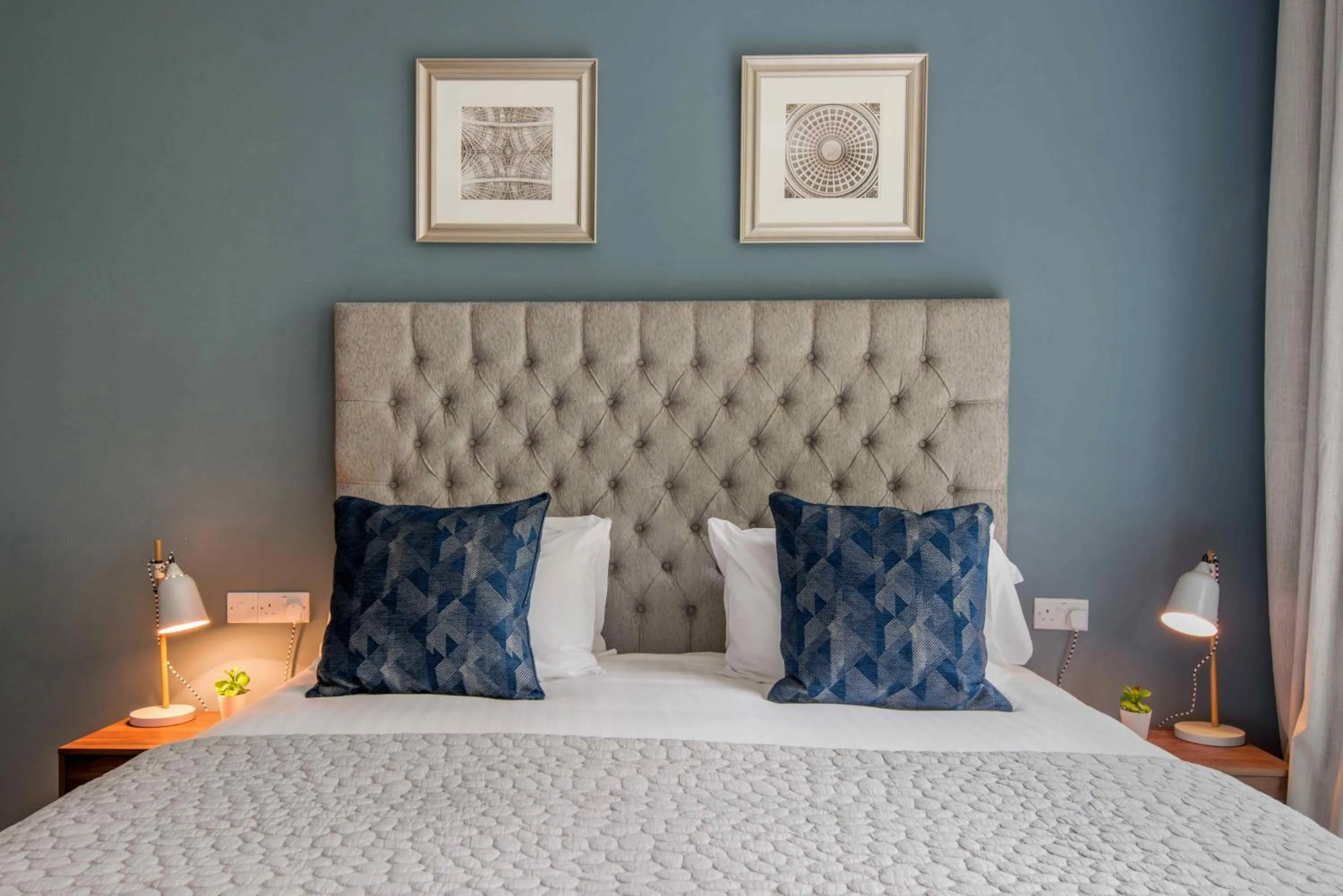 Bedroom, Bed in M-Hotels Studios & Apartments Free Parking