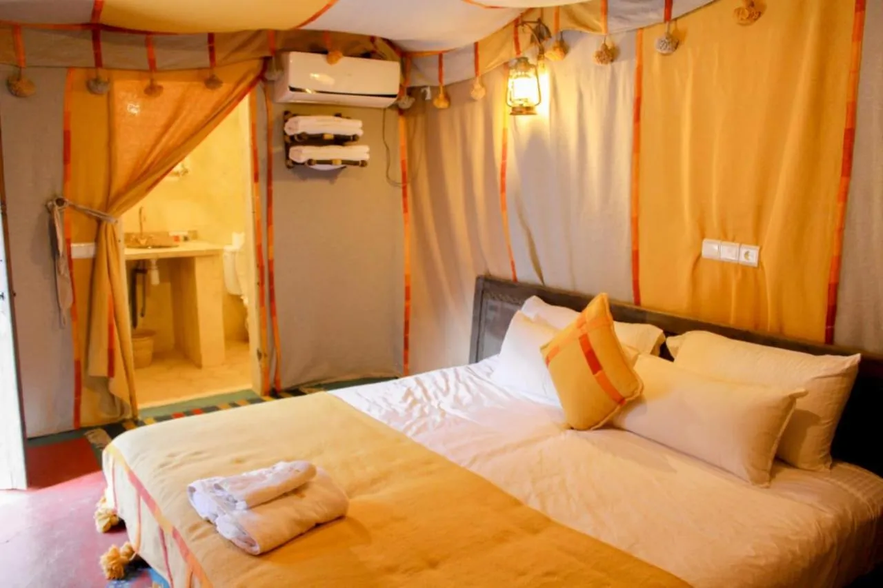 Bed in Ouednoujoum Ecolodge & Spa