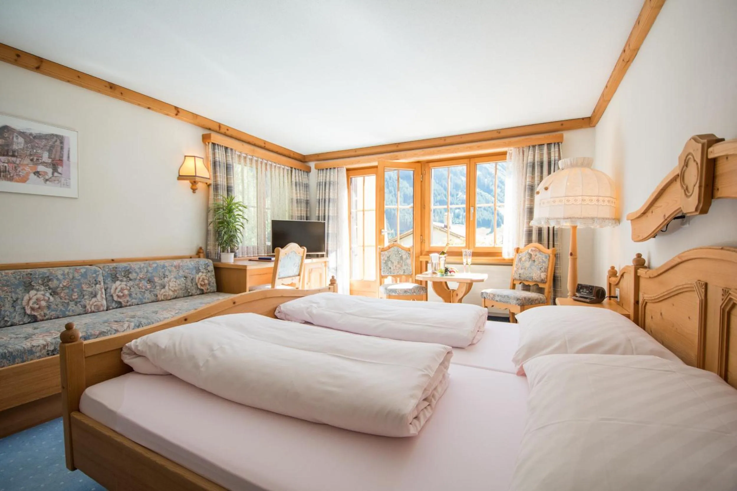 Photo of the whole room, Bed in Hotel B&B Casa La Val