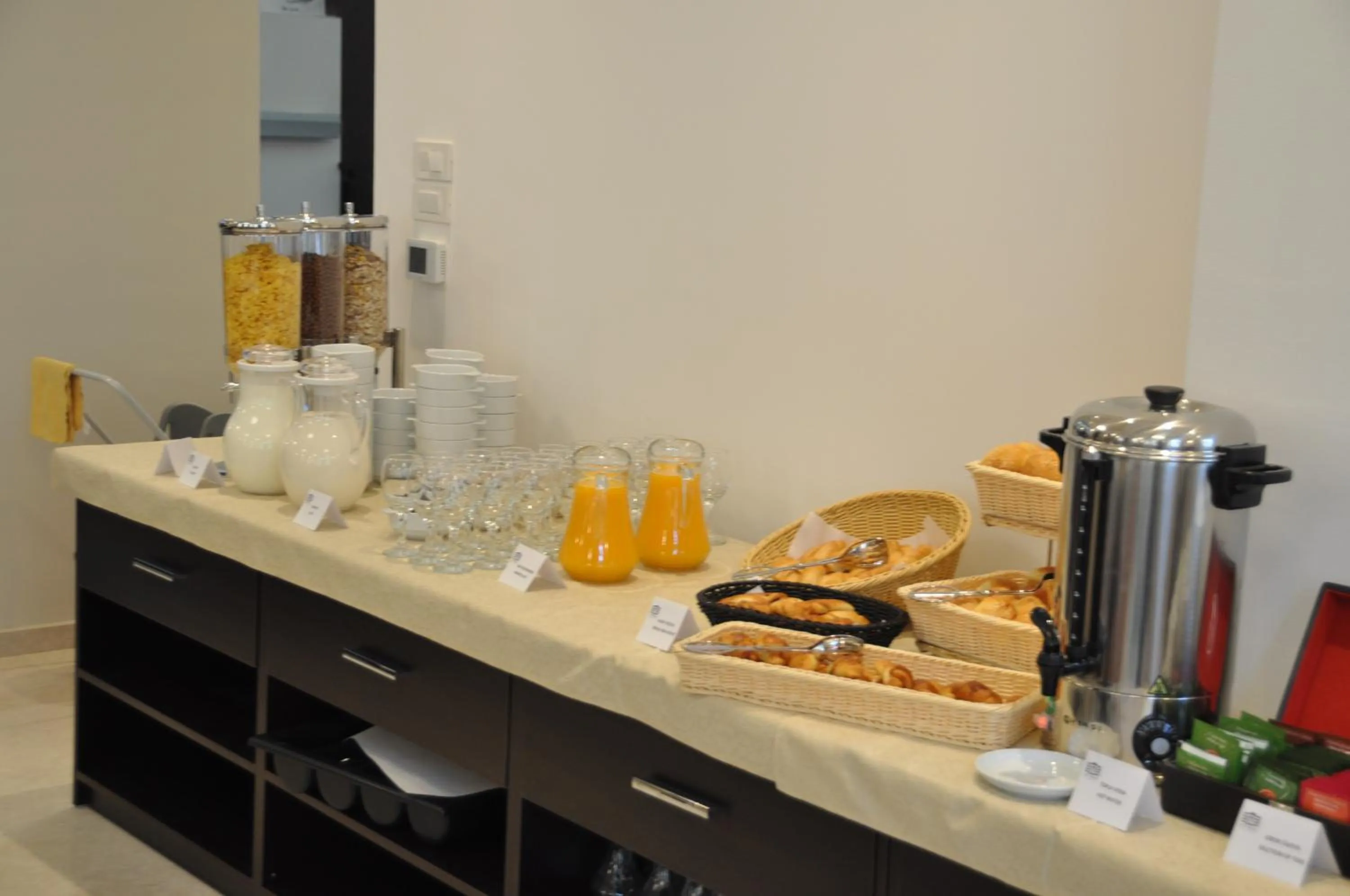 Breakfast in Hotel Central Park