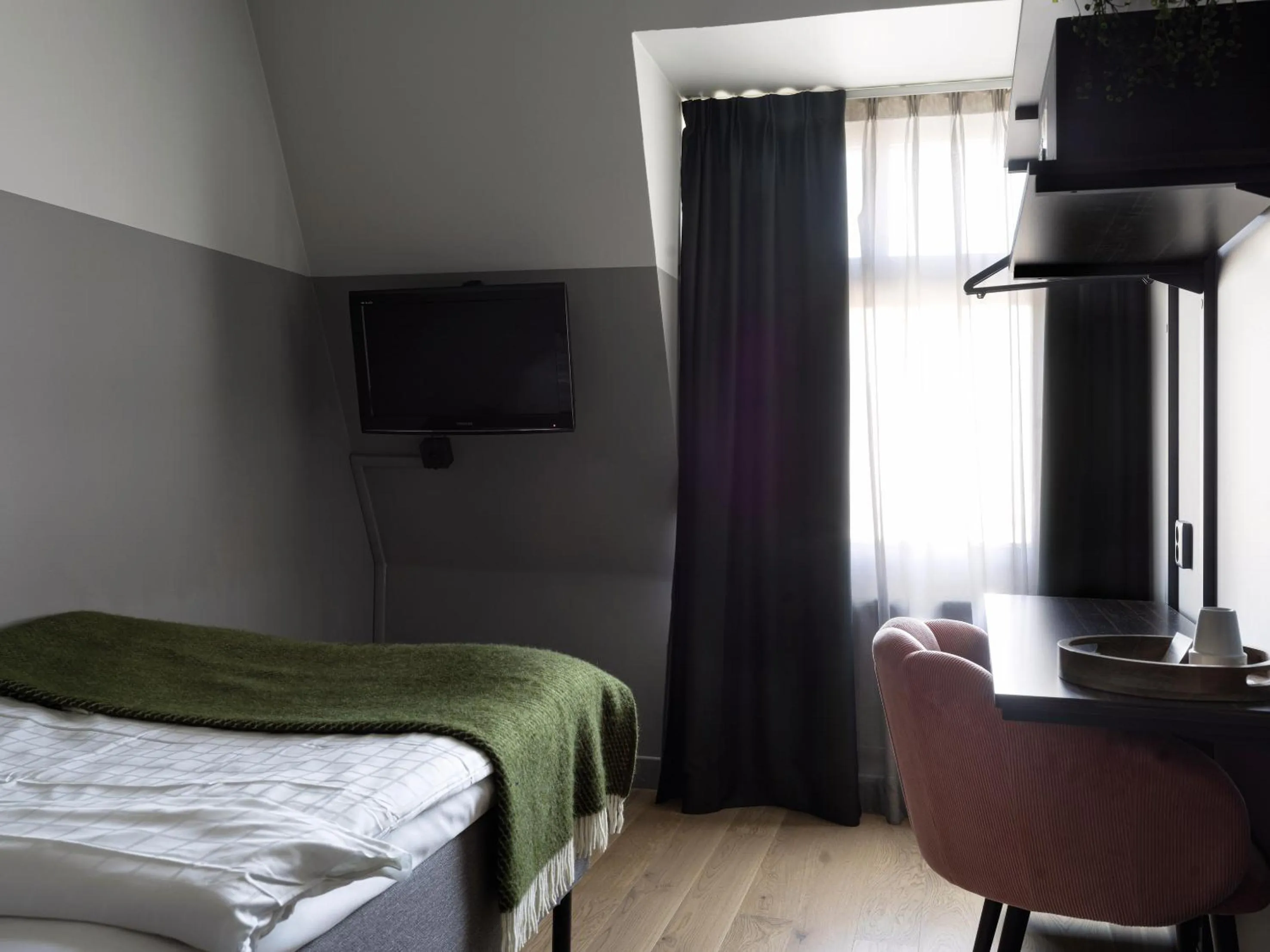 Bed in Elite City Hotel, Örebro