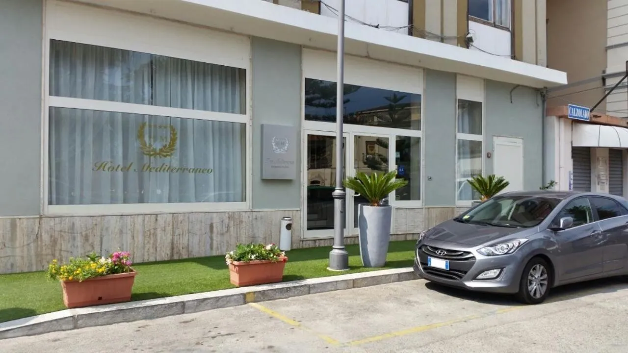 Street view in Hotel Mediterraneo