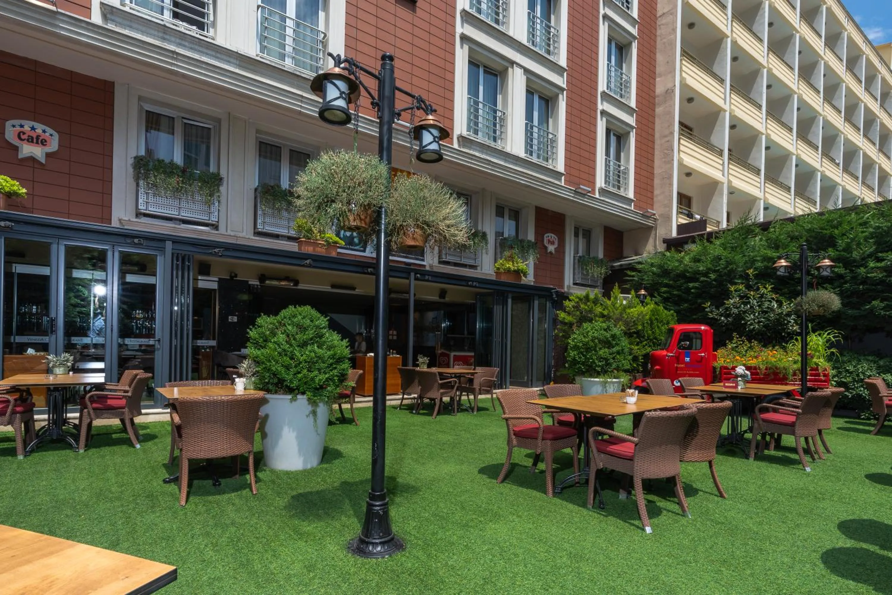 Property building in Vicenza Hotel Istanbul Old City