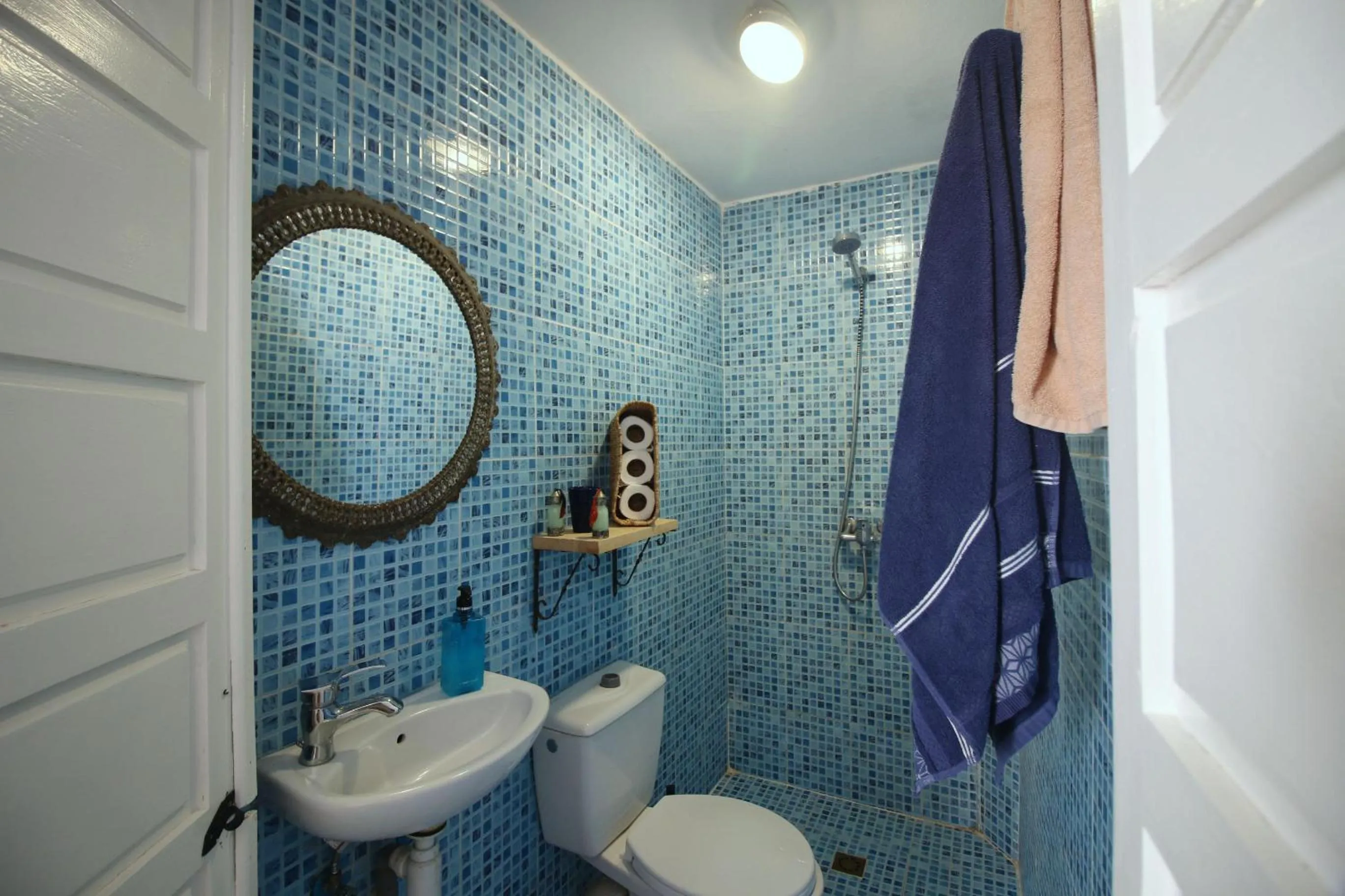 Bathroom in Riad Dar Zayna