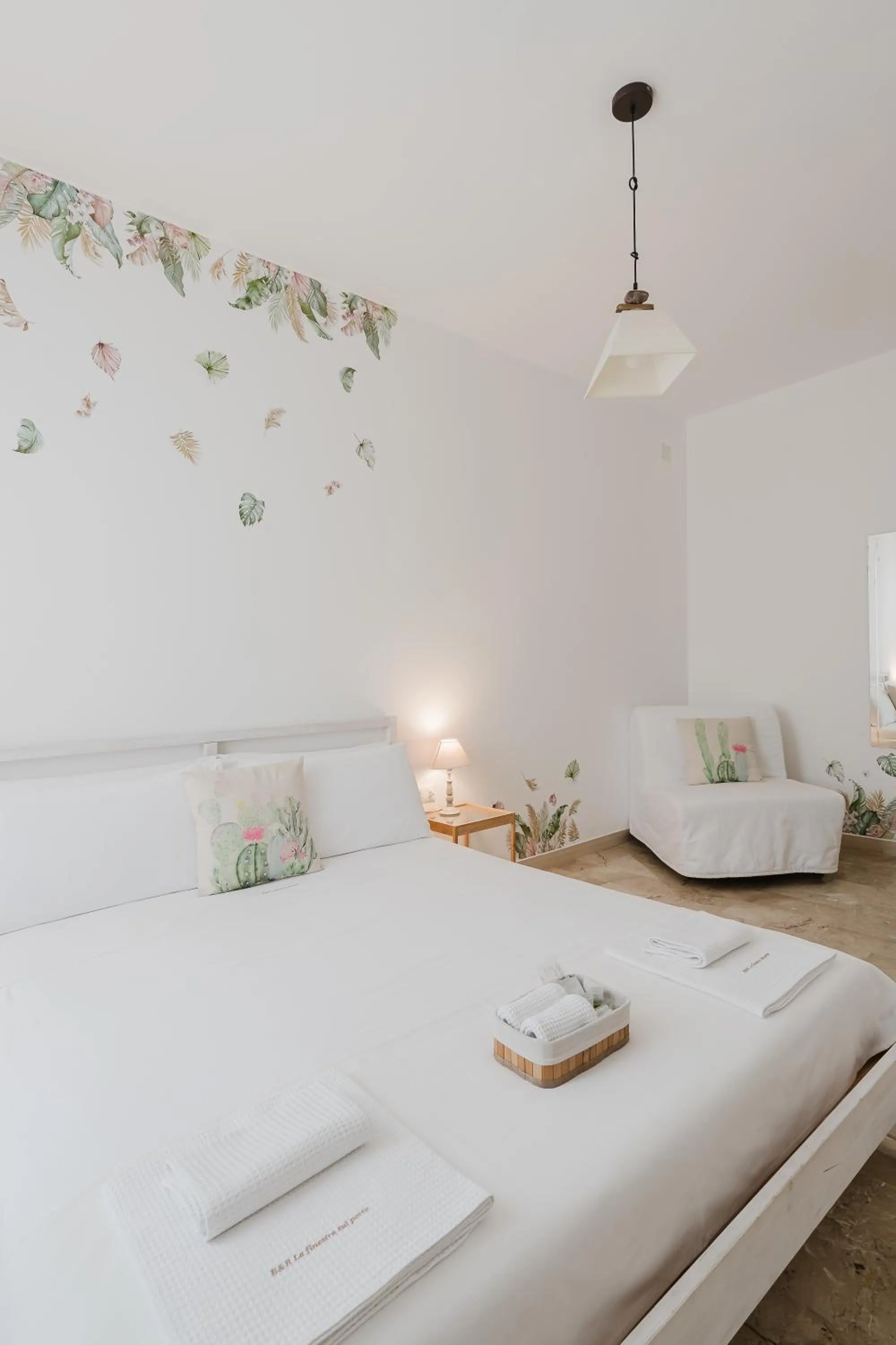 Photo of the whole room, Bed in B&B La finestra sul porto