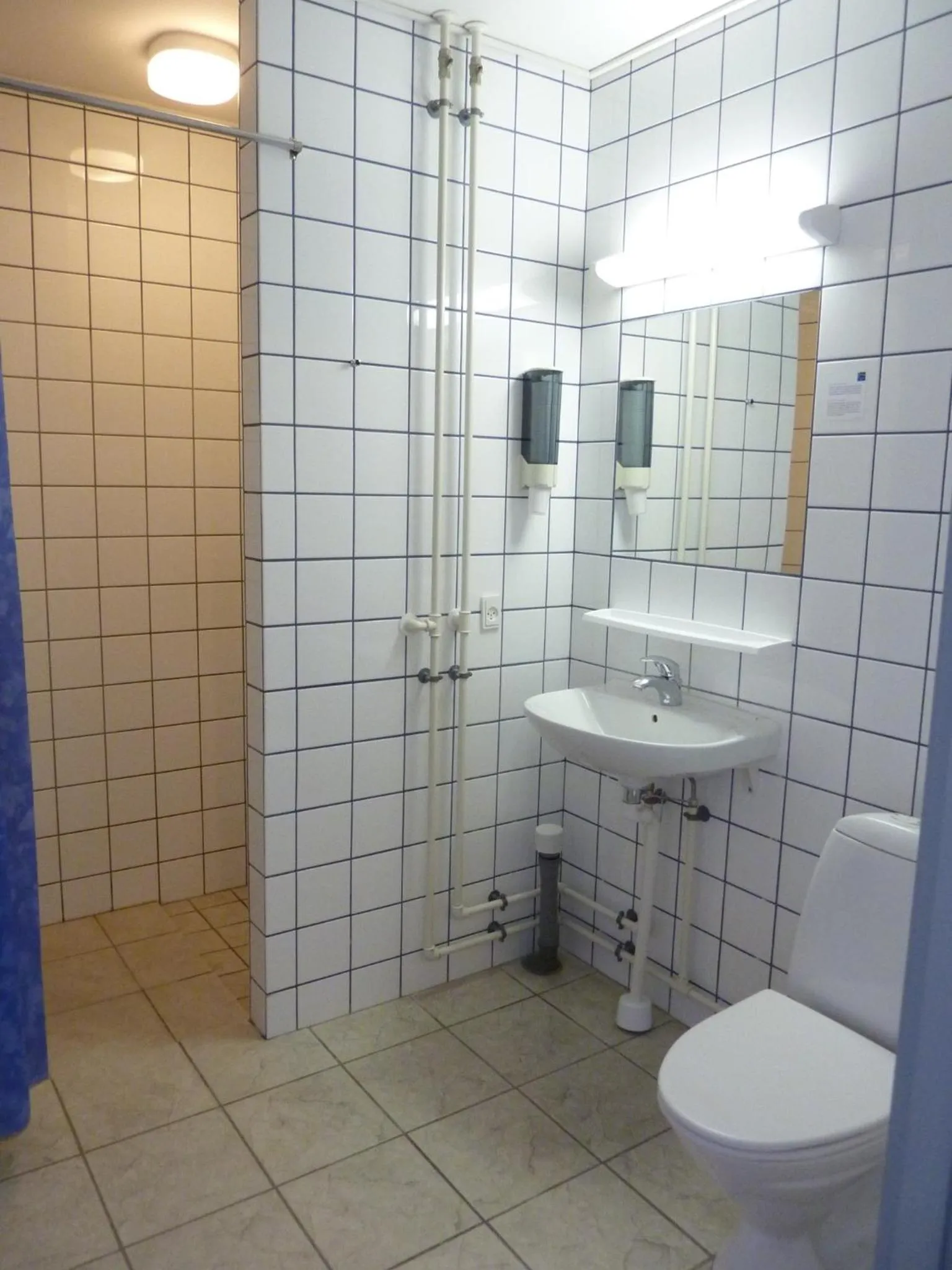 Shower in Wittrup Motel