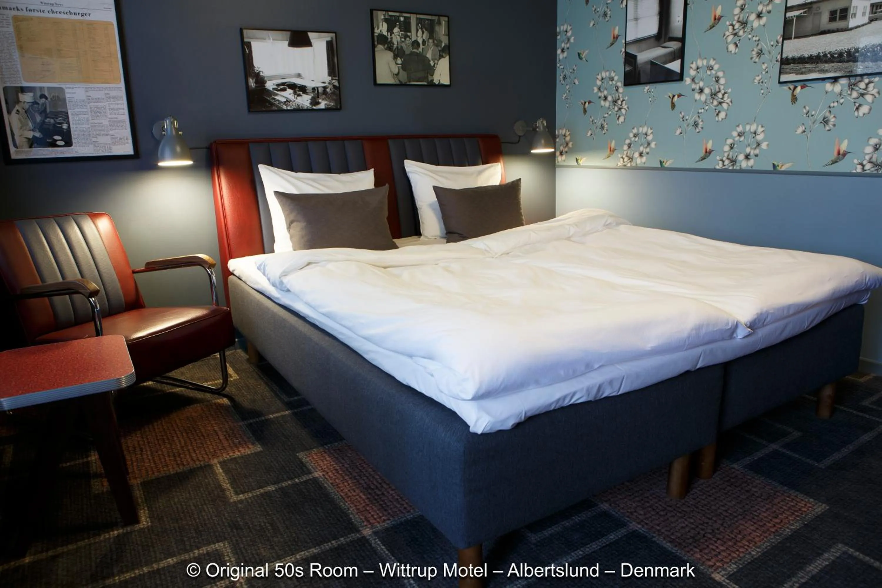 Restaurant/places to eat, Bed in Wittrup Motel