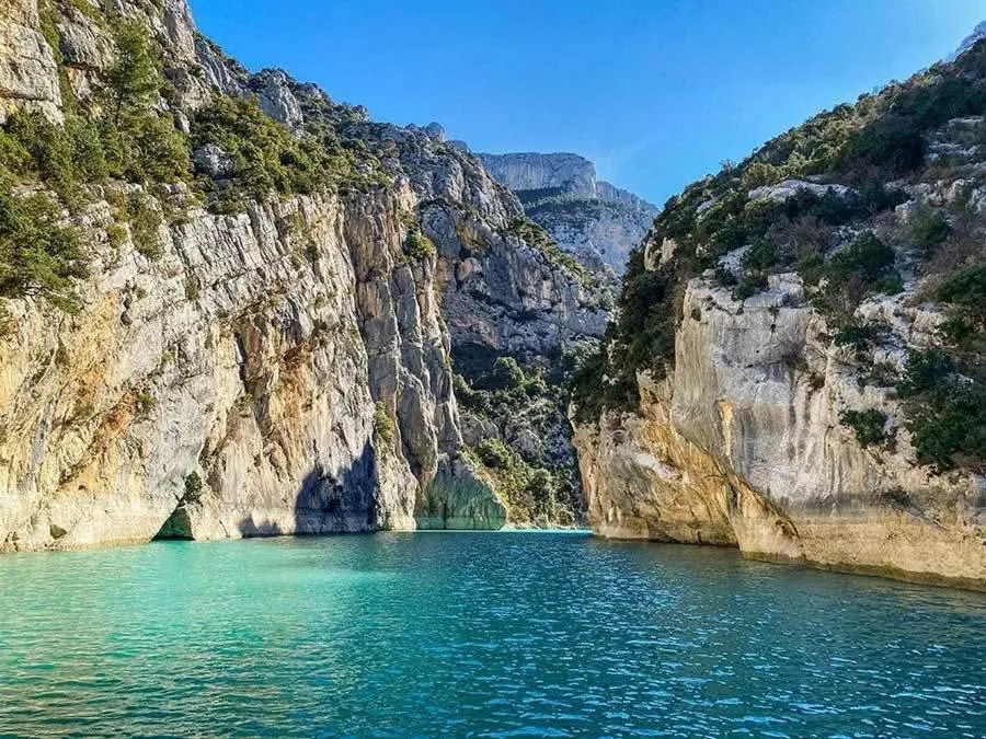 HUMAN HOTEL RESIDENCE ex esparrus