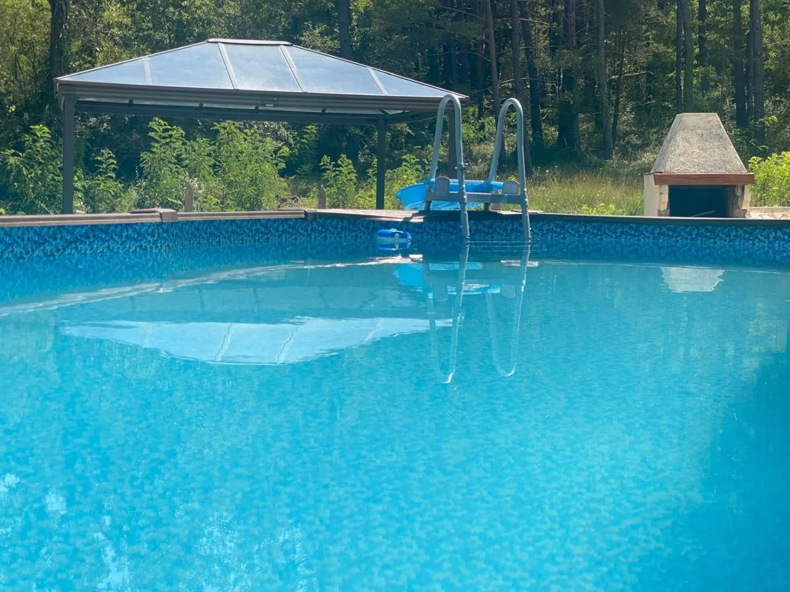 HUMAN HOTEL RESIDENCE ex esparrus