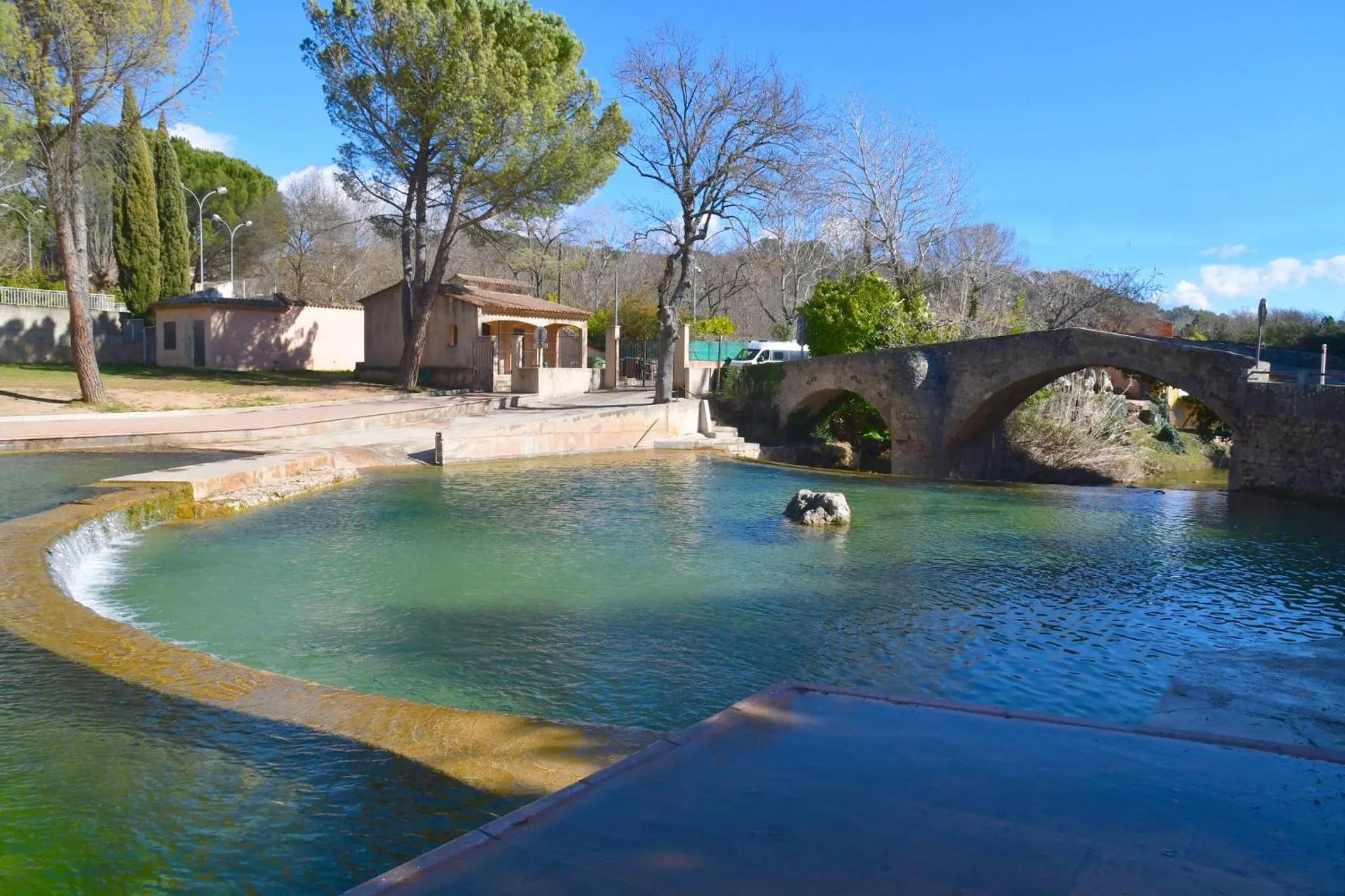 Nearby landmark in HUMAN HOTEL RESIDENCE ex esparrus