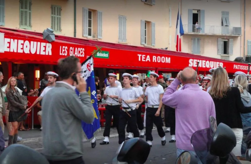 Breakfast in Clos des Vignes Pampelonne Vineyard