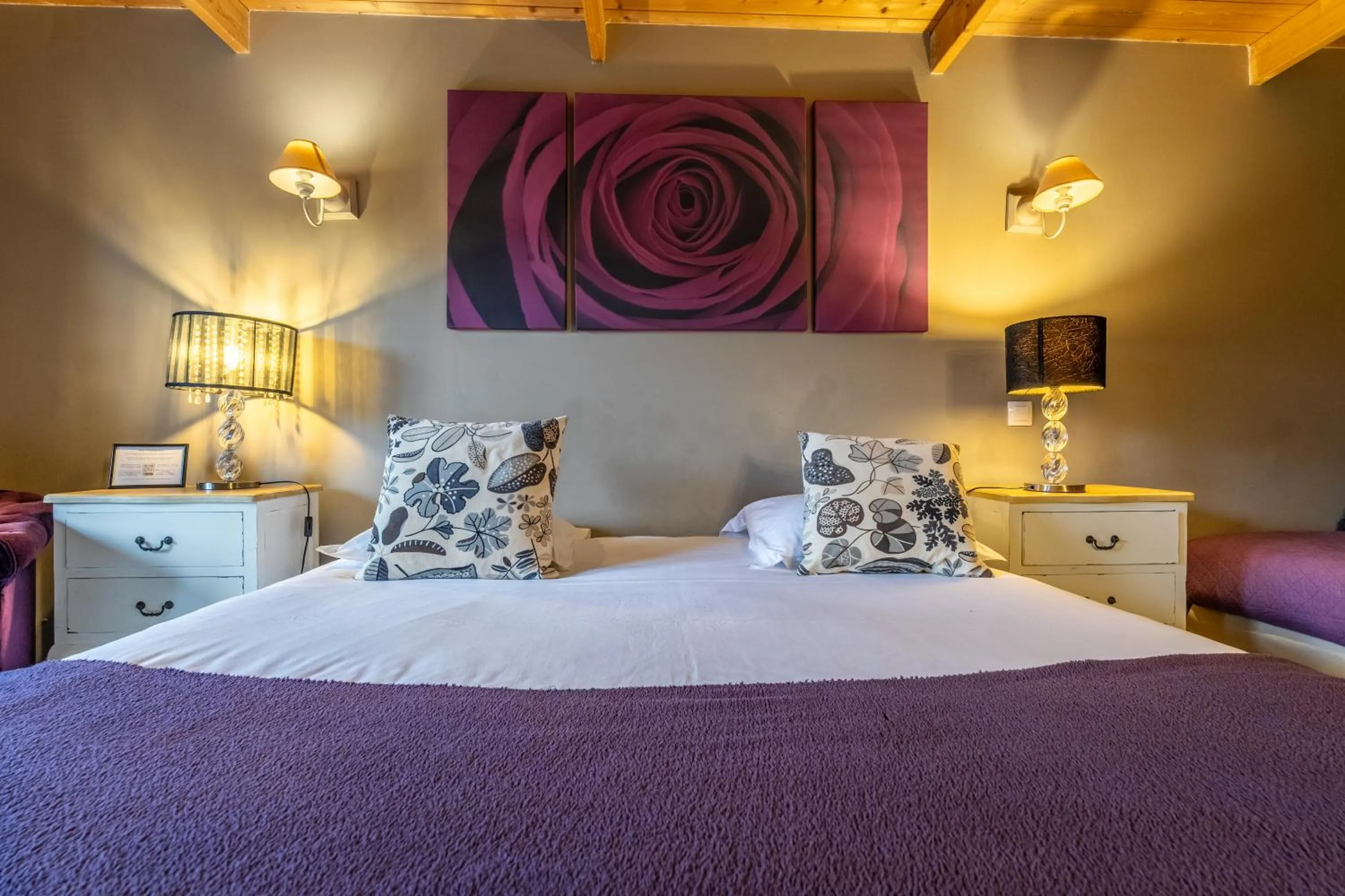 Bed in Hôtel Quai des Pontis