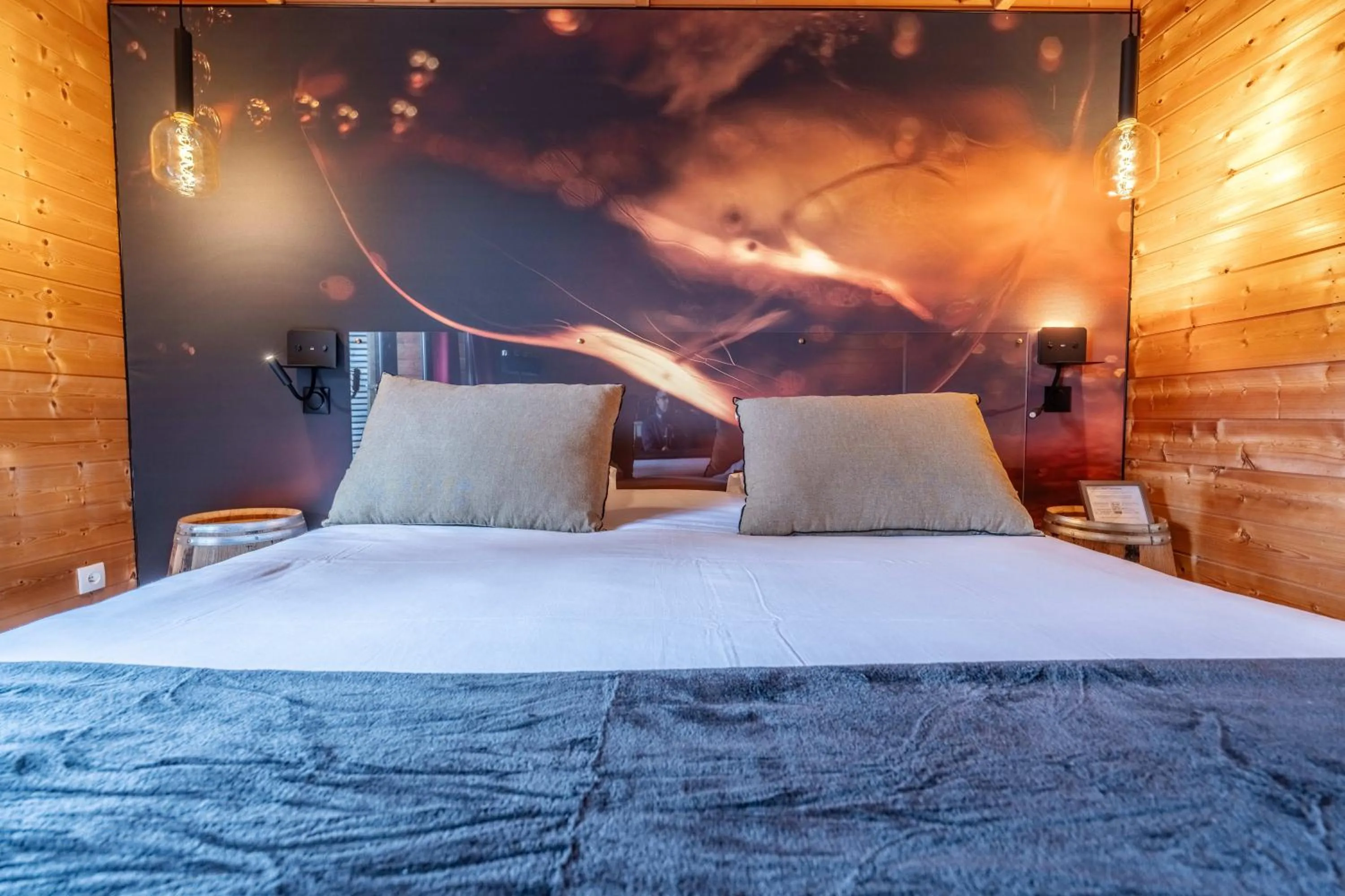 Bed in Hôtel Quai des Pontis