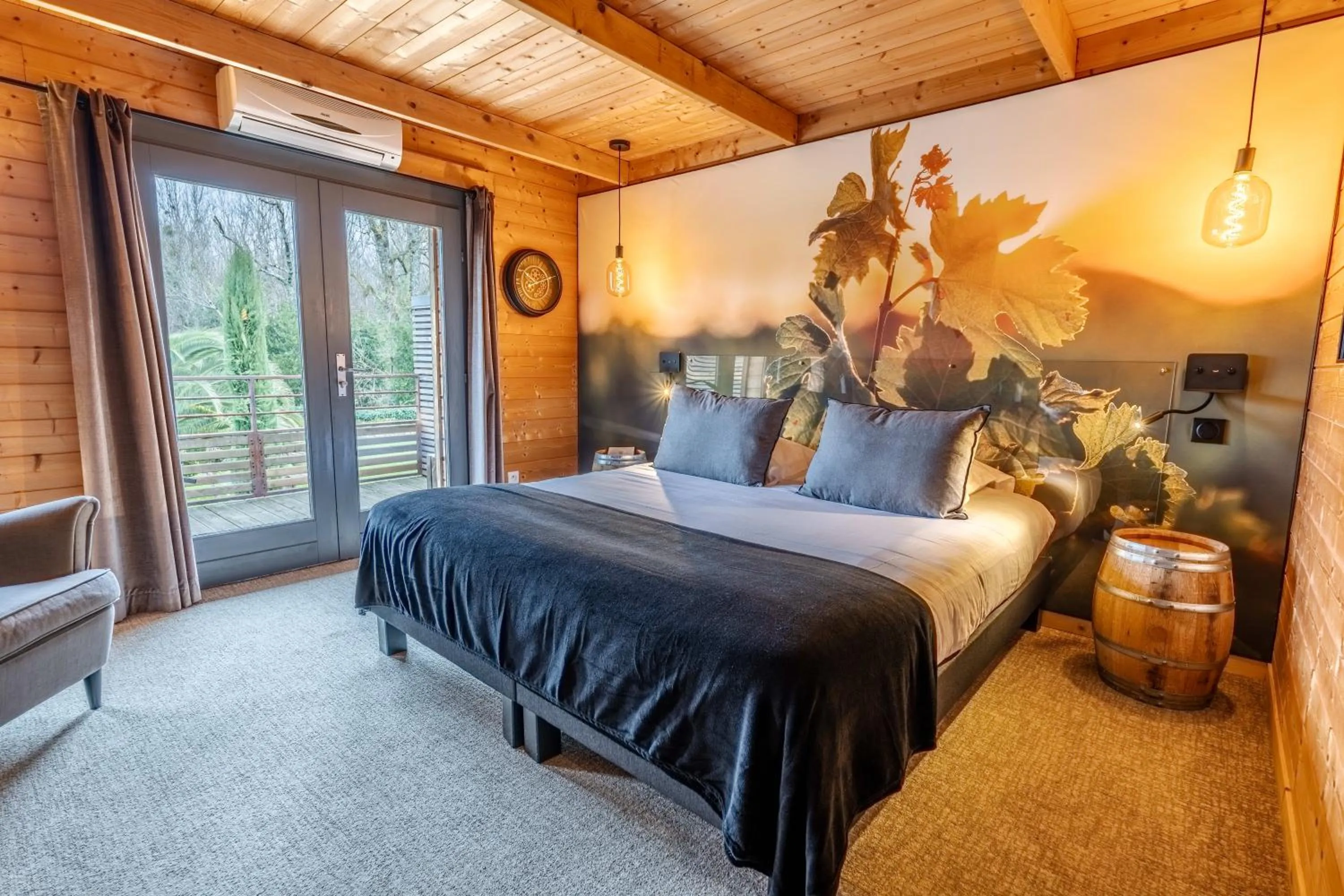 Bed in Hôtel Quai des Pontis