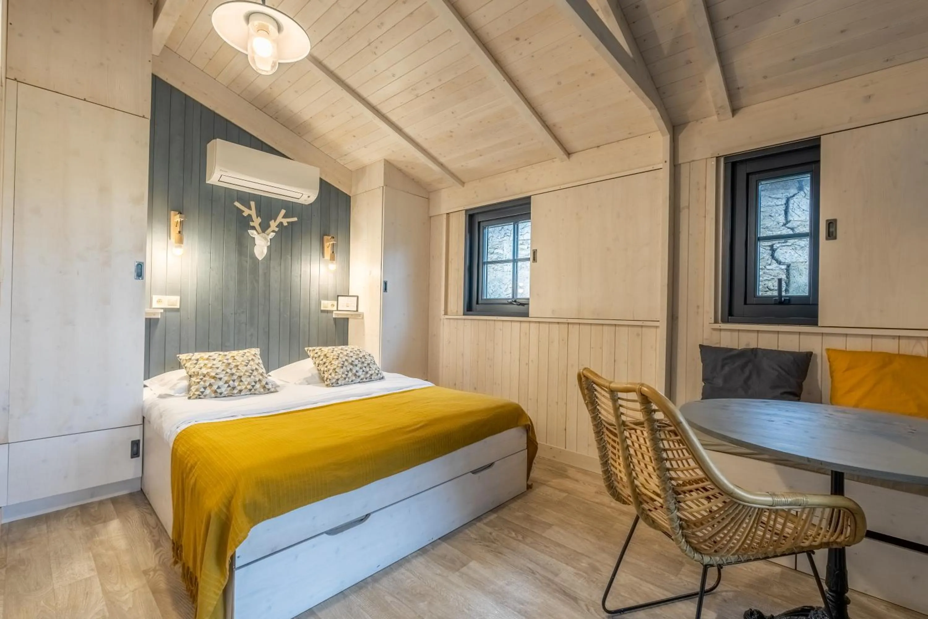 Bed in Hôtel Quai des Pontis