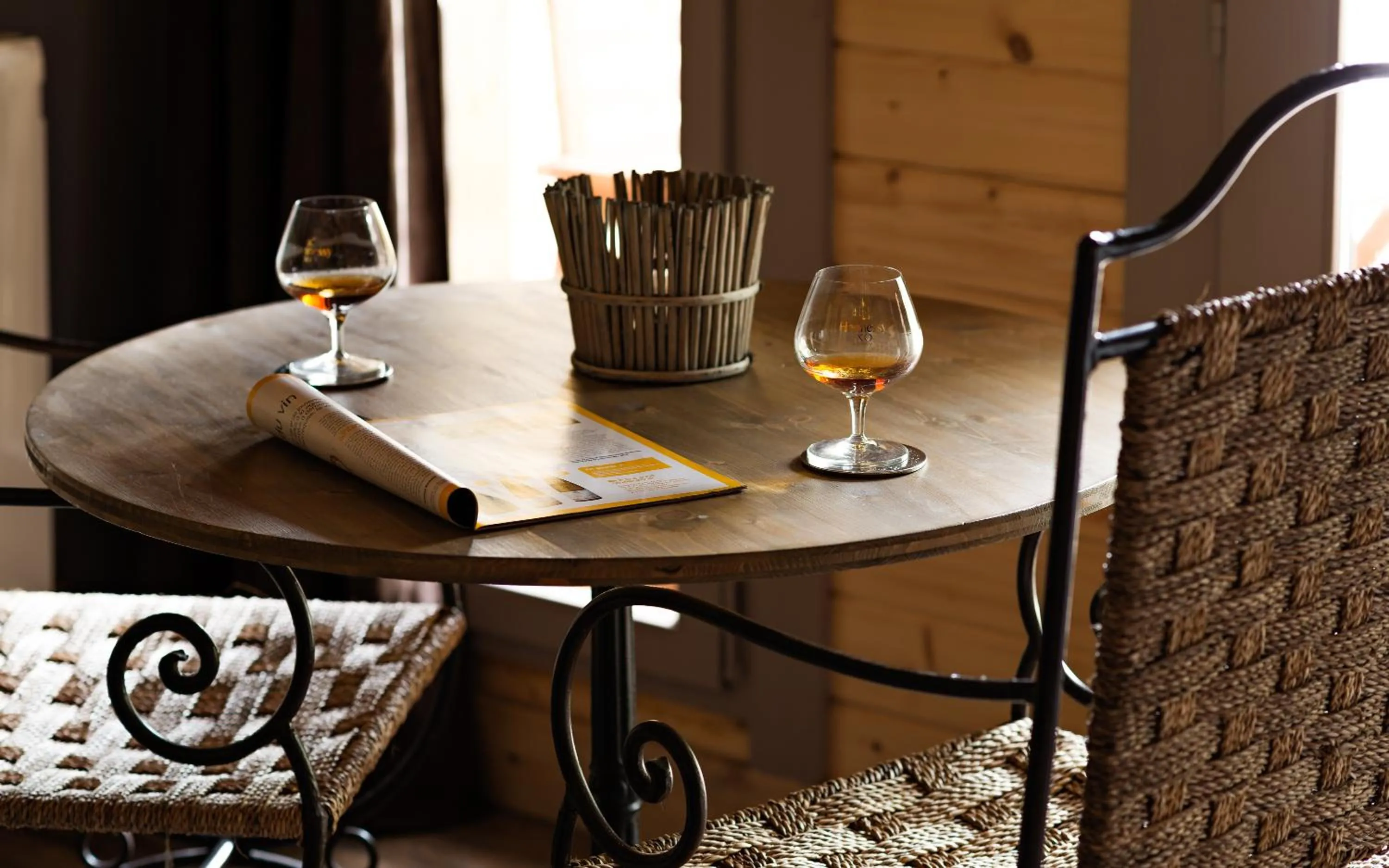 Alcoholic drinks in Hôtel Quai des Pontis