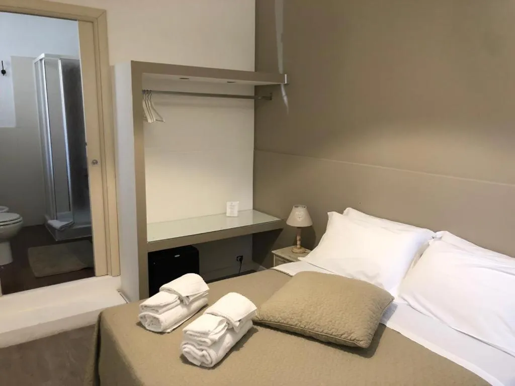 Bedroom, Bed in Possidonea 28