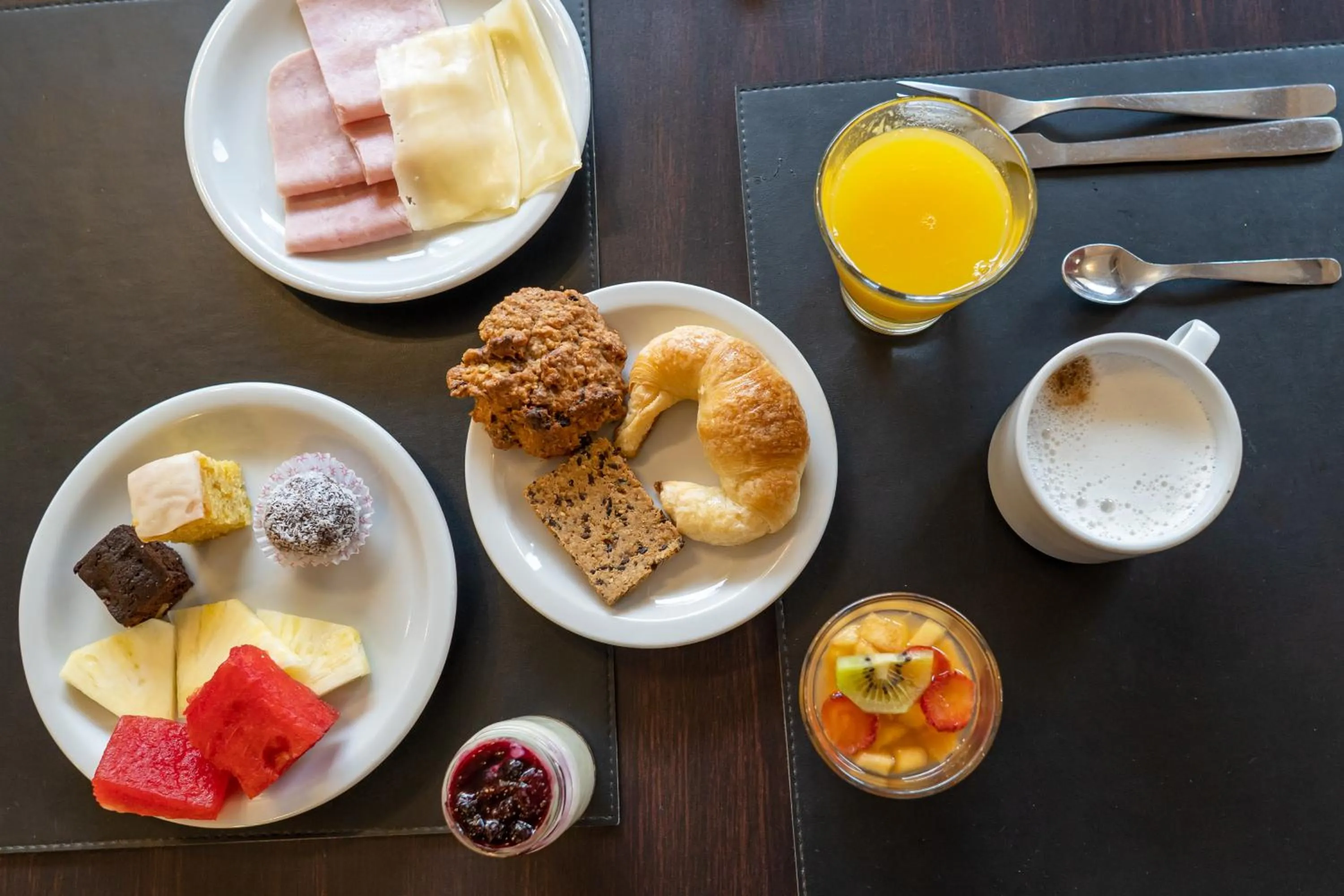 Breakfast in Ritz Hotel Mendoza