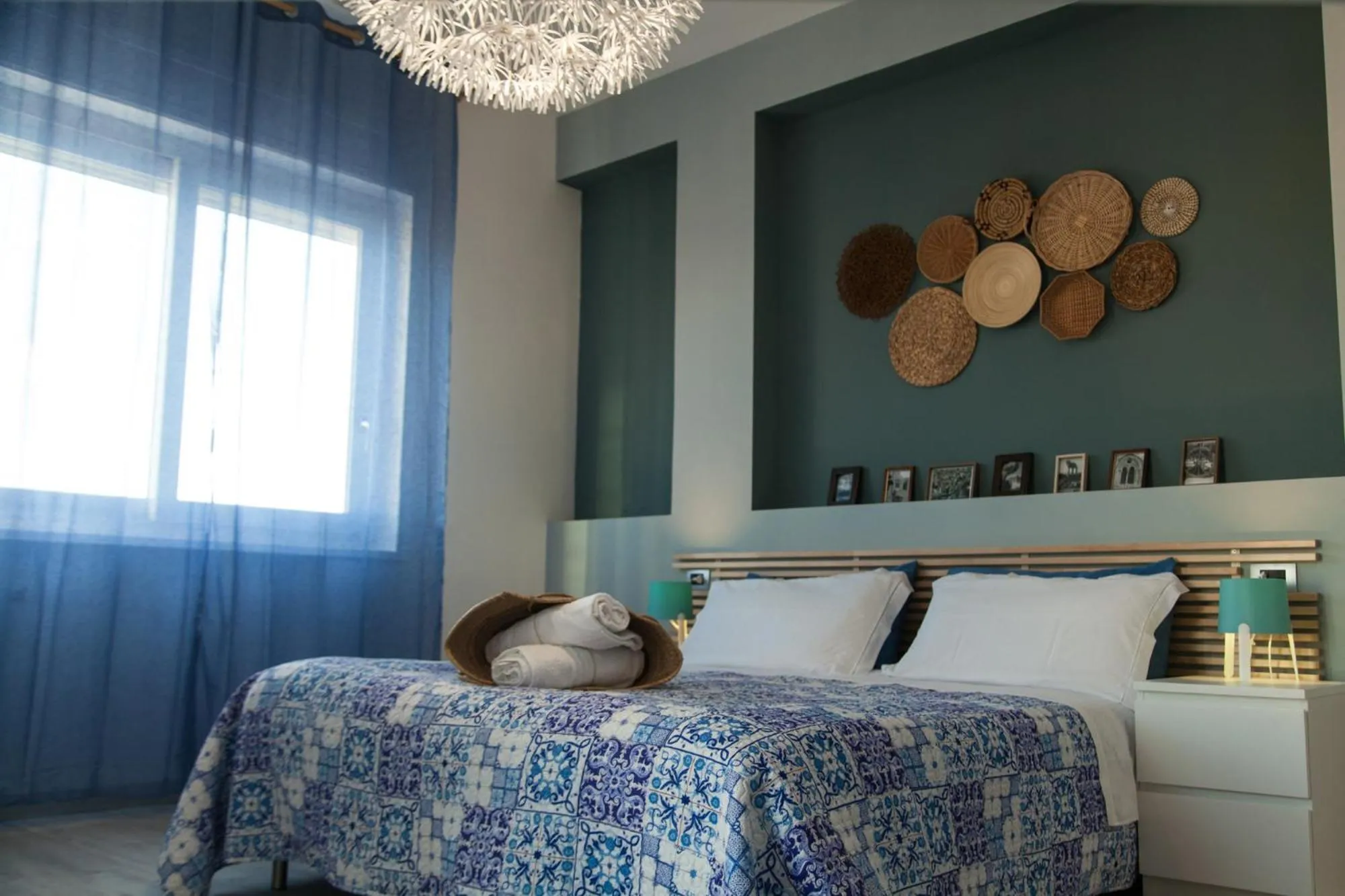 Photo of the whole room, Bed in La Terrazza di Empedocle