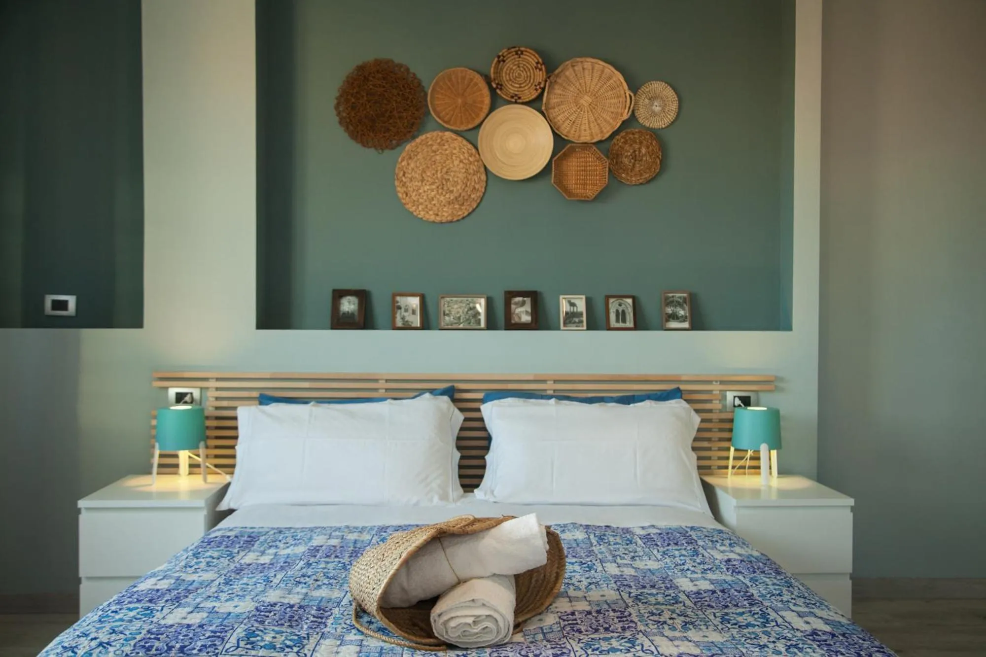 Photo of the whole room, Bed in La Terrazza di Empedocle