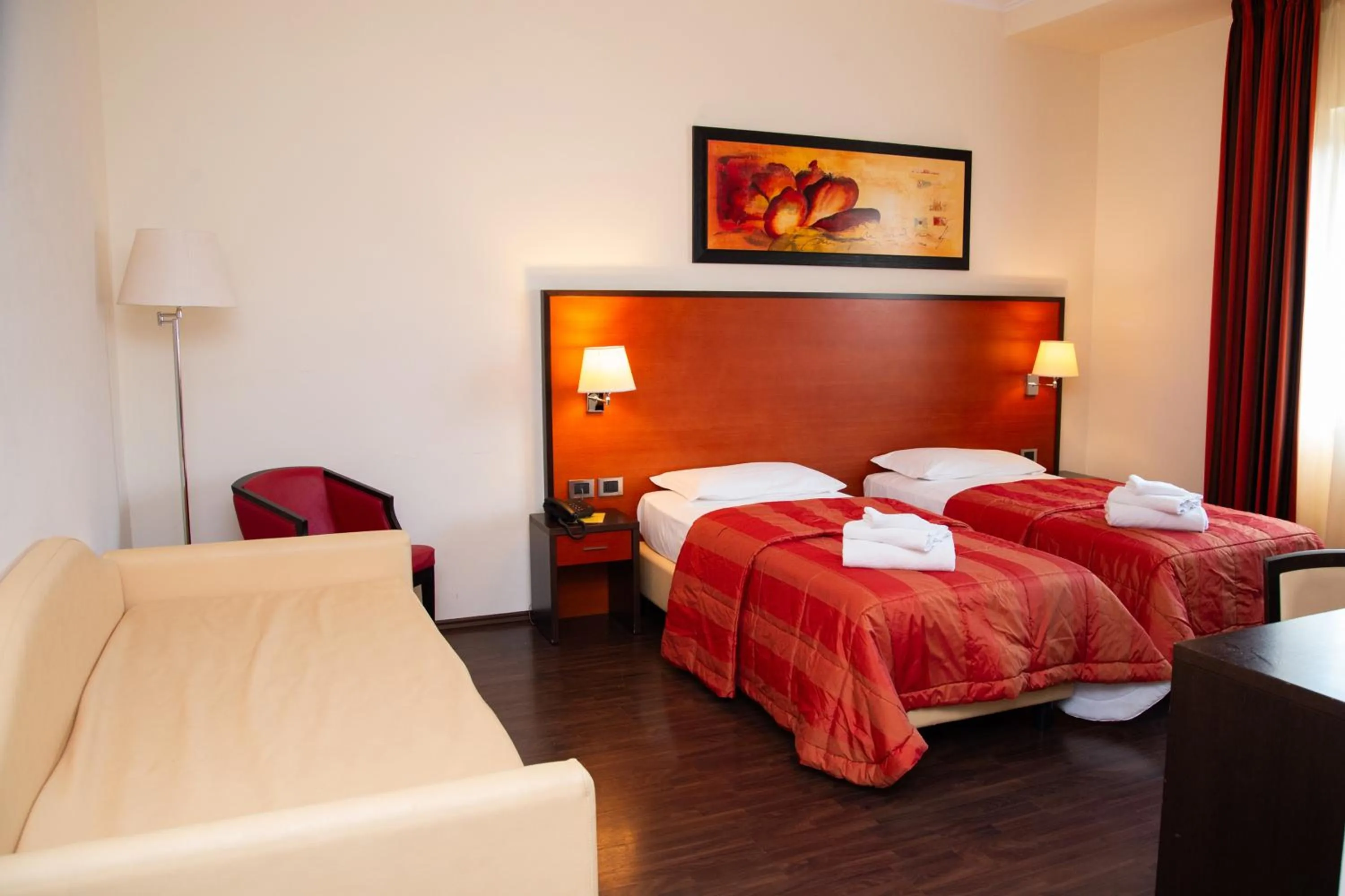 Bedroom, Bed in Gullo Hotel