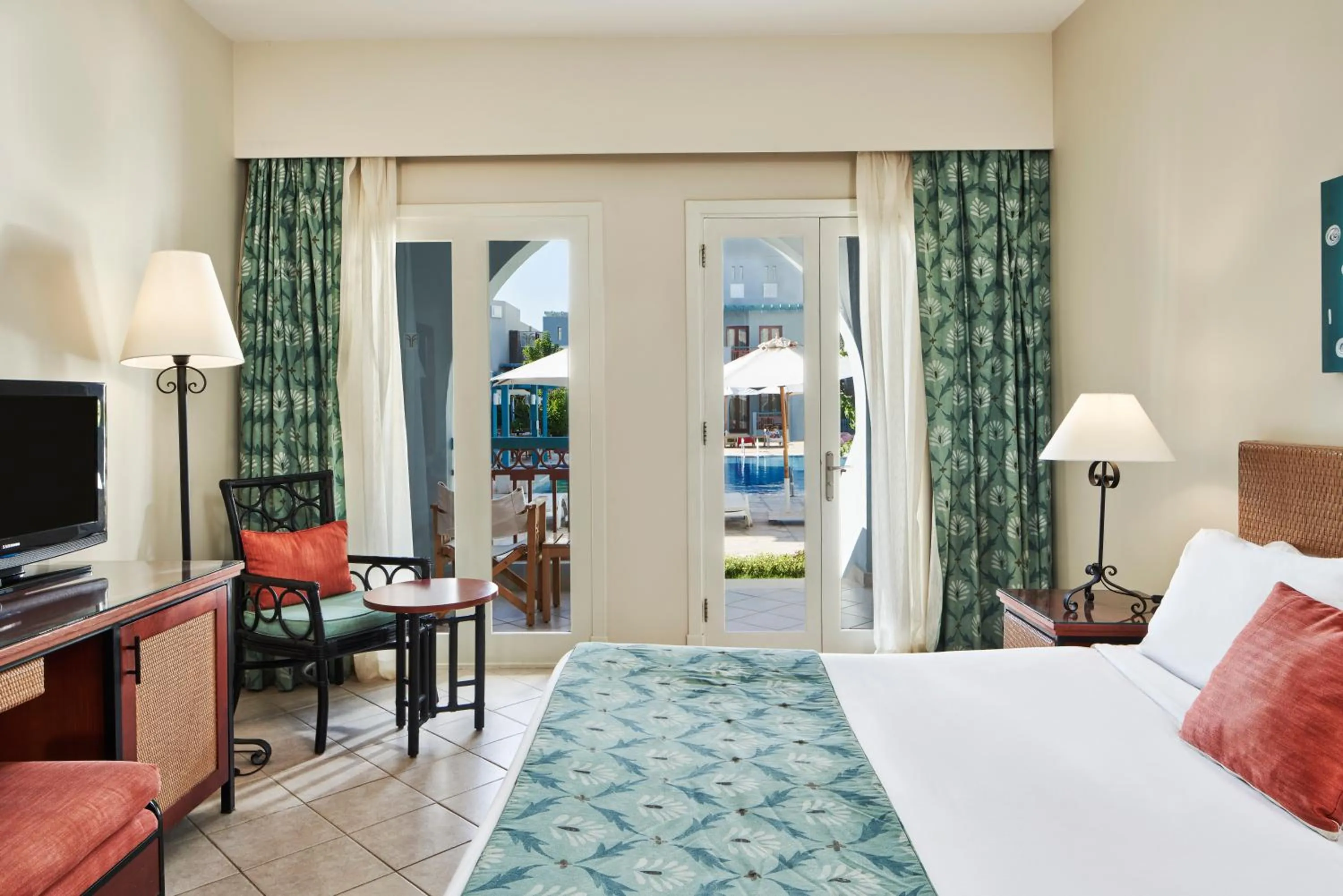 Photo of the whole room, Bed in Fanadir Hotel El Gouna