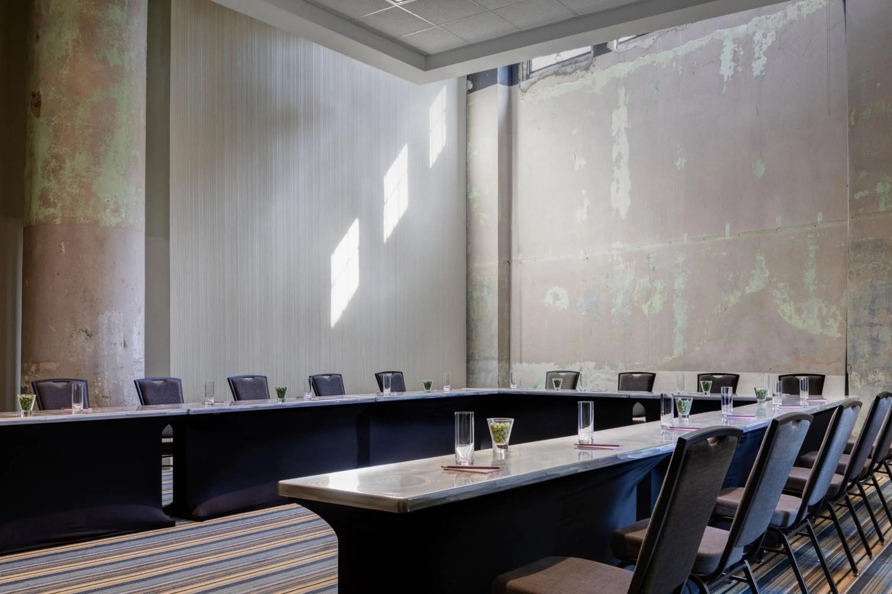 Meeting/conference room in Aloft Dallas Downtown