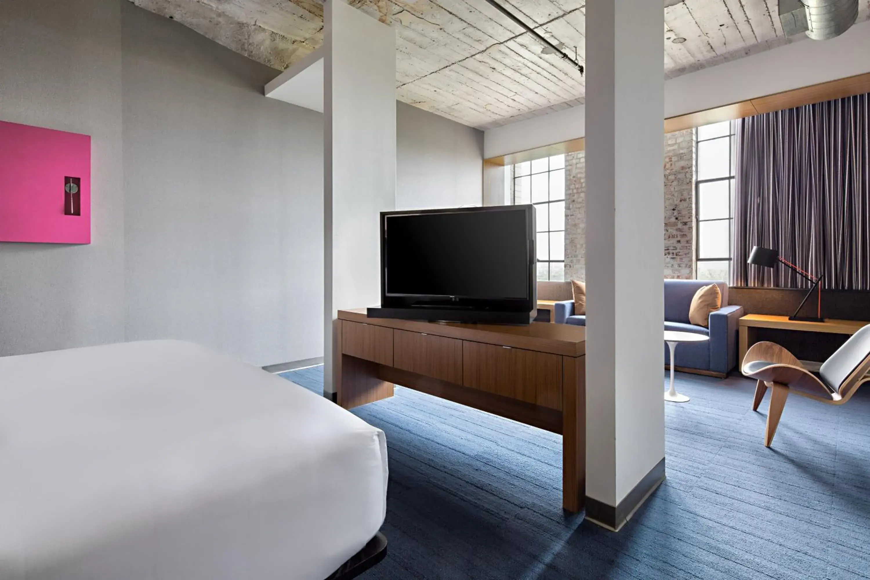 Savvy, Suite, 1 King, Sofa bed in Aloft Dallas Downtown Savvy, Suite, 1 King, Sofa bed in Aloft Dallas Downtown