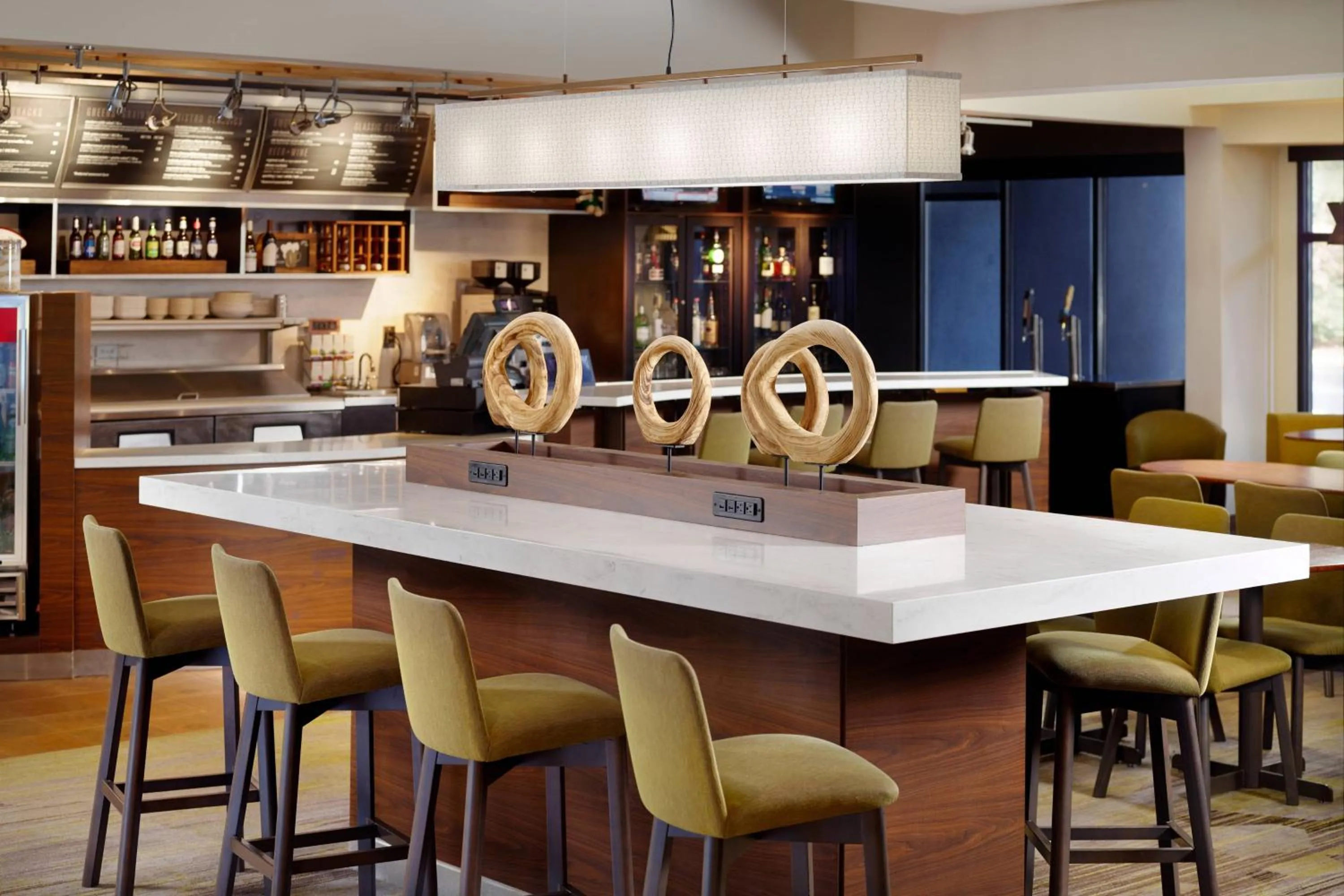 Breakfast in Courtyard by Marriott Perimeter Center