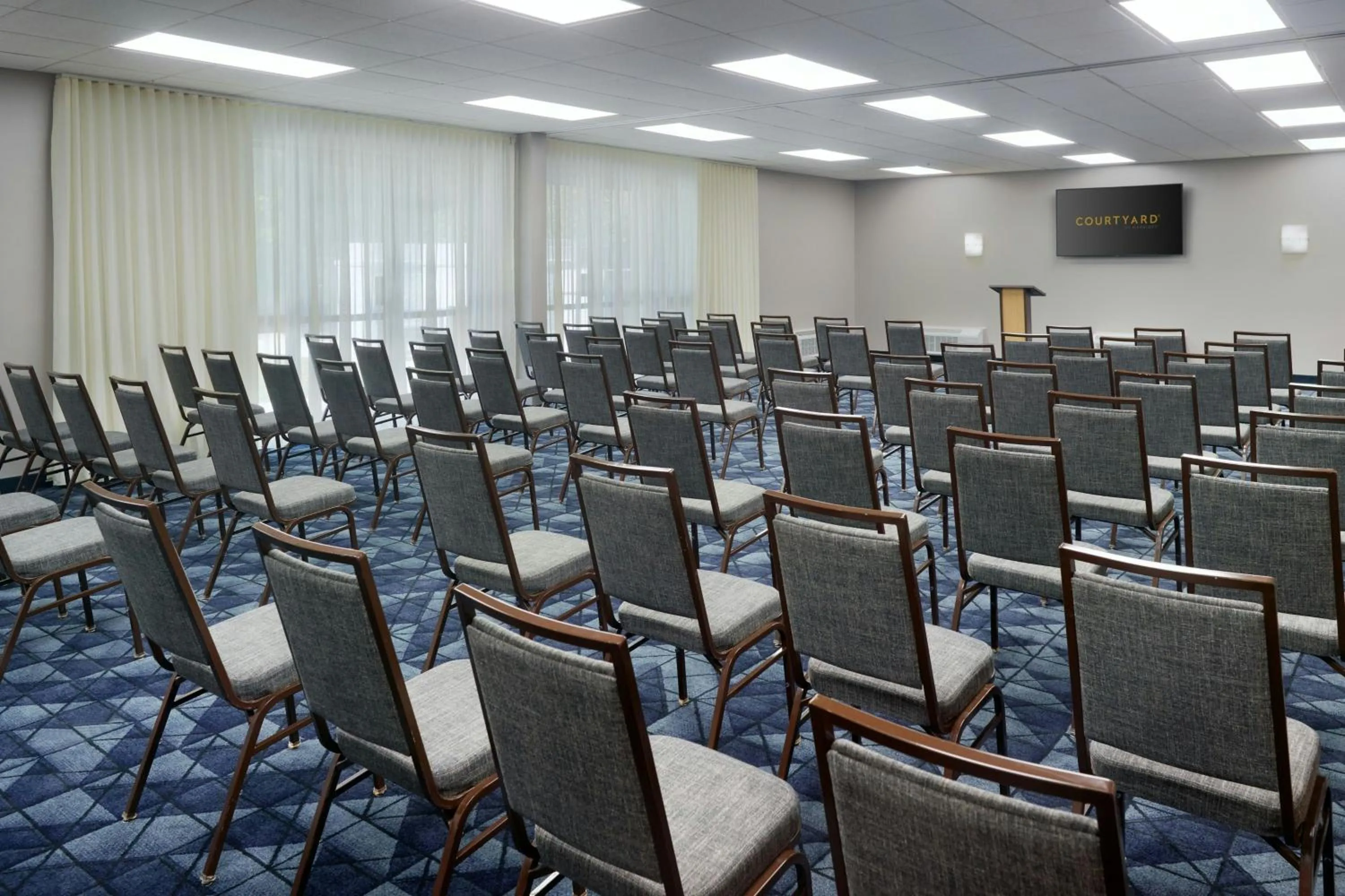 Meeting/conference room in Courtyard by Marriott Perimeter Center
