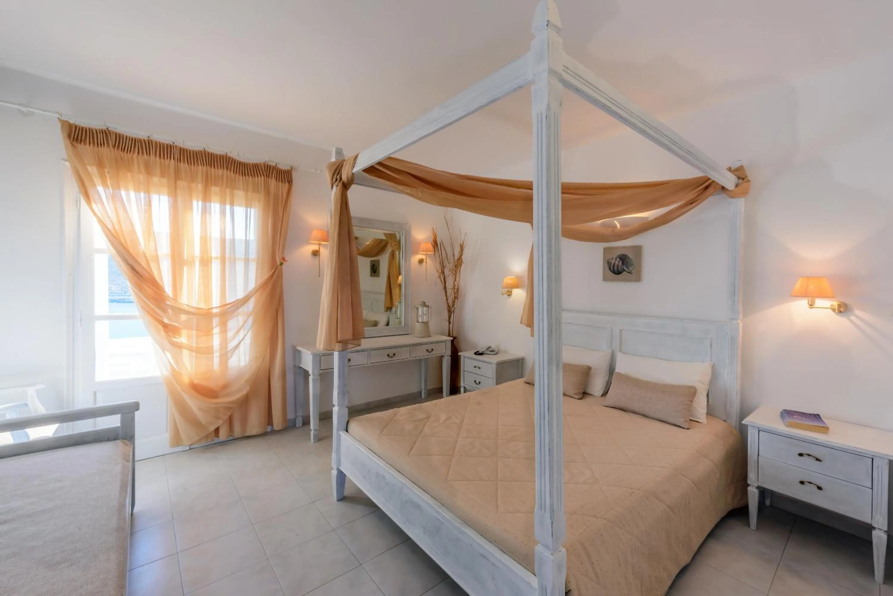 Bed in Vardia Bay Studios