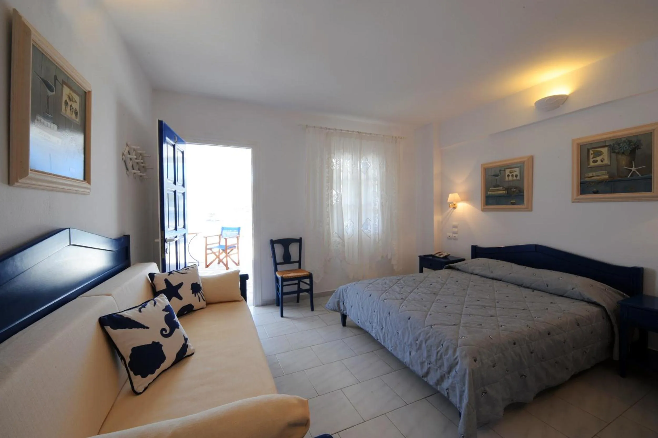 Day in Vardia Bay Studios