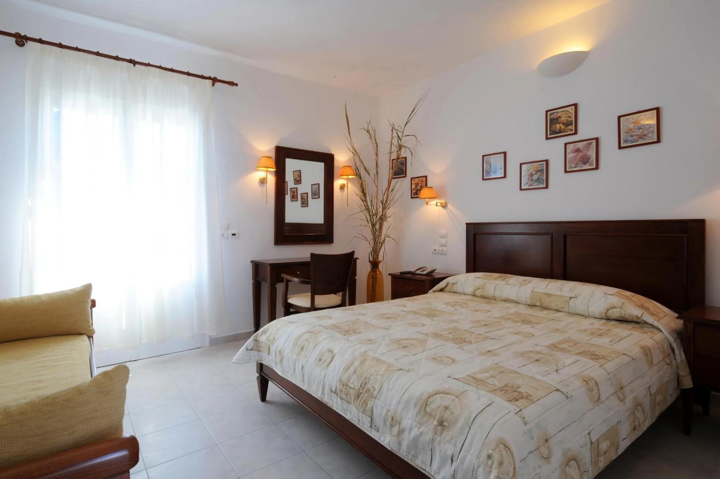 Day in Vardia Bay Studios