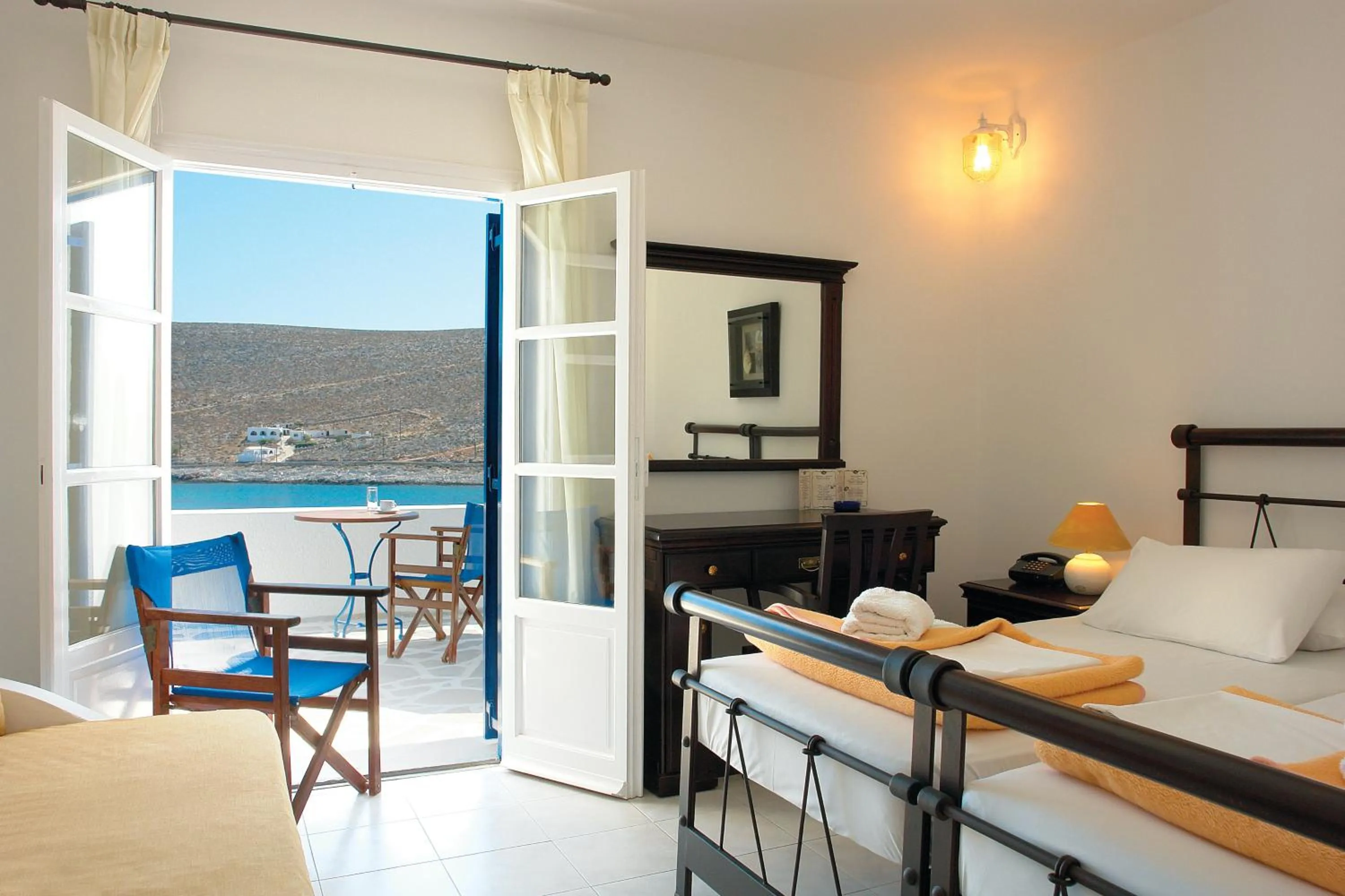 Day in Vardia Bay Studios