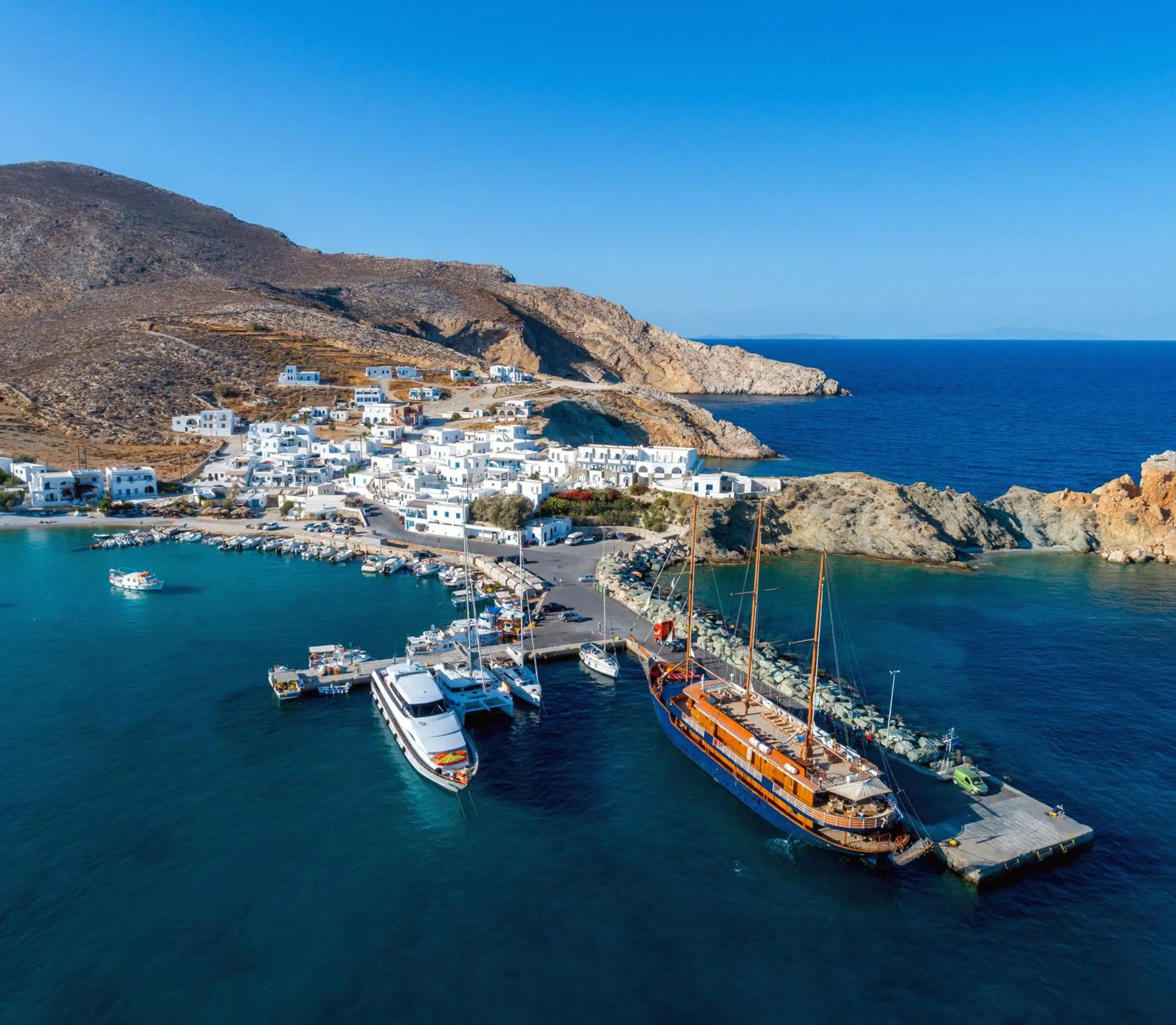 Nearby landmark in Vardia Bay Studios