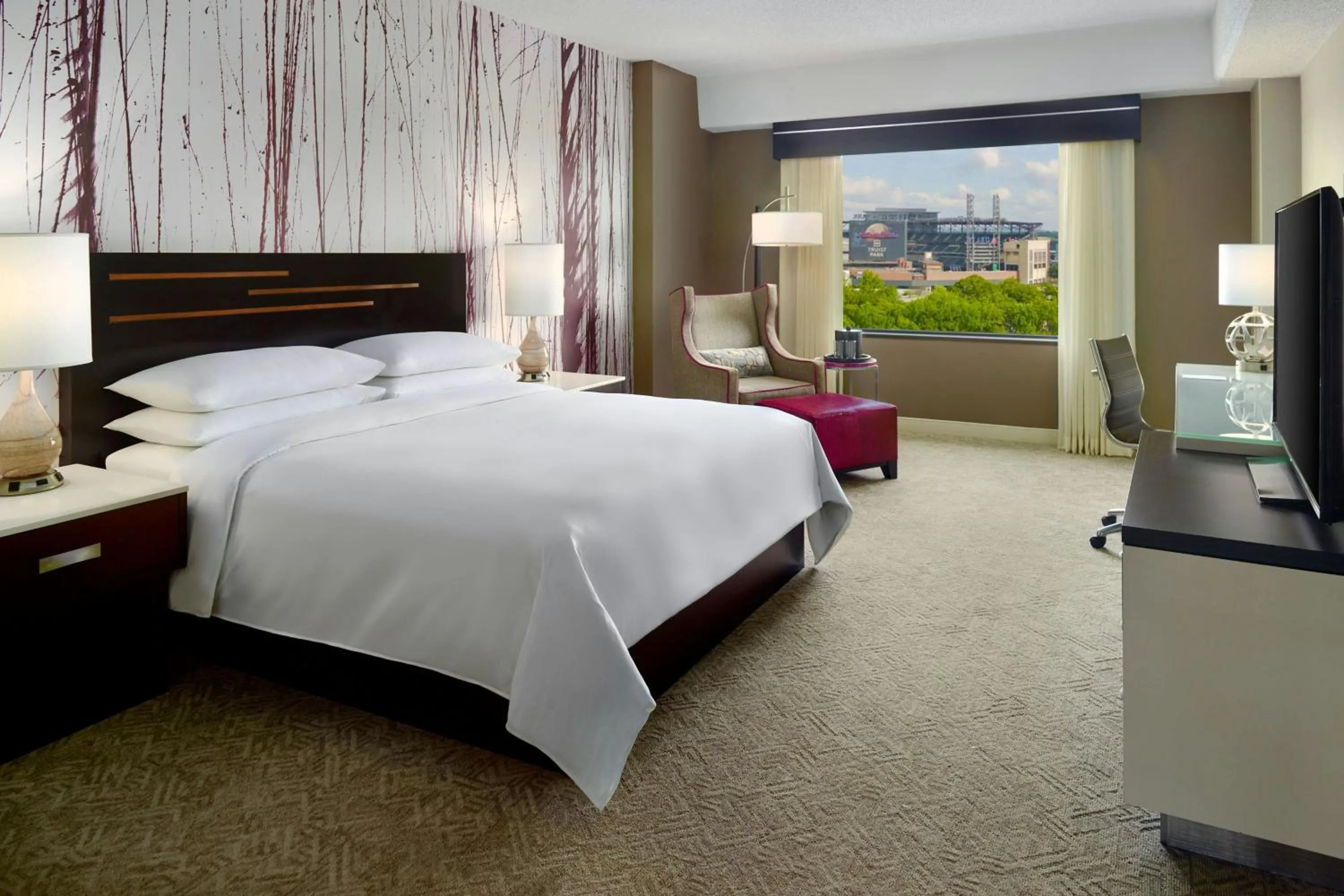 Photo of the whole room, Bed in Renaissance Atlanta Waverly Hotel & Convention Center
