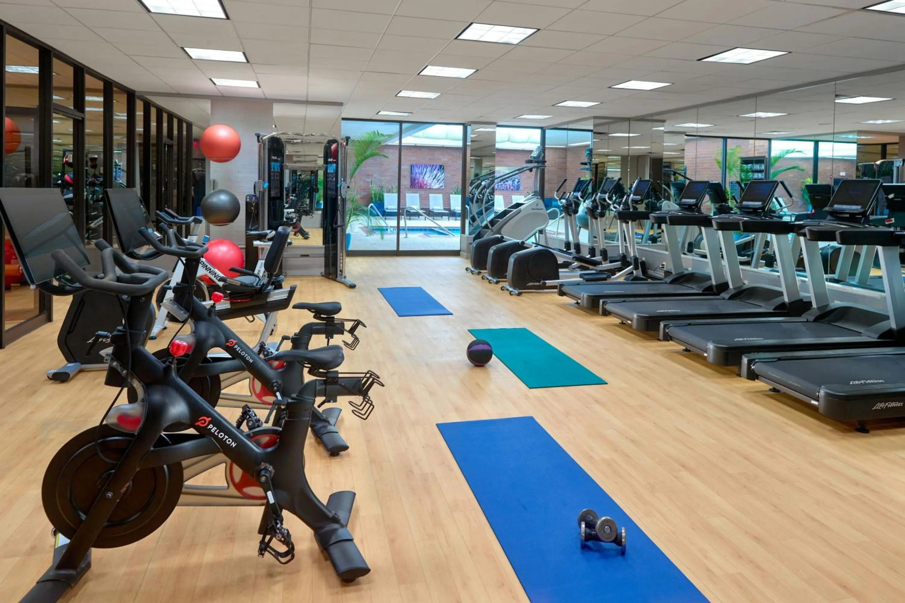 Fitness centre/facilities in Renaissance Atlanta Waverly Hotel & Convention Center