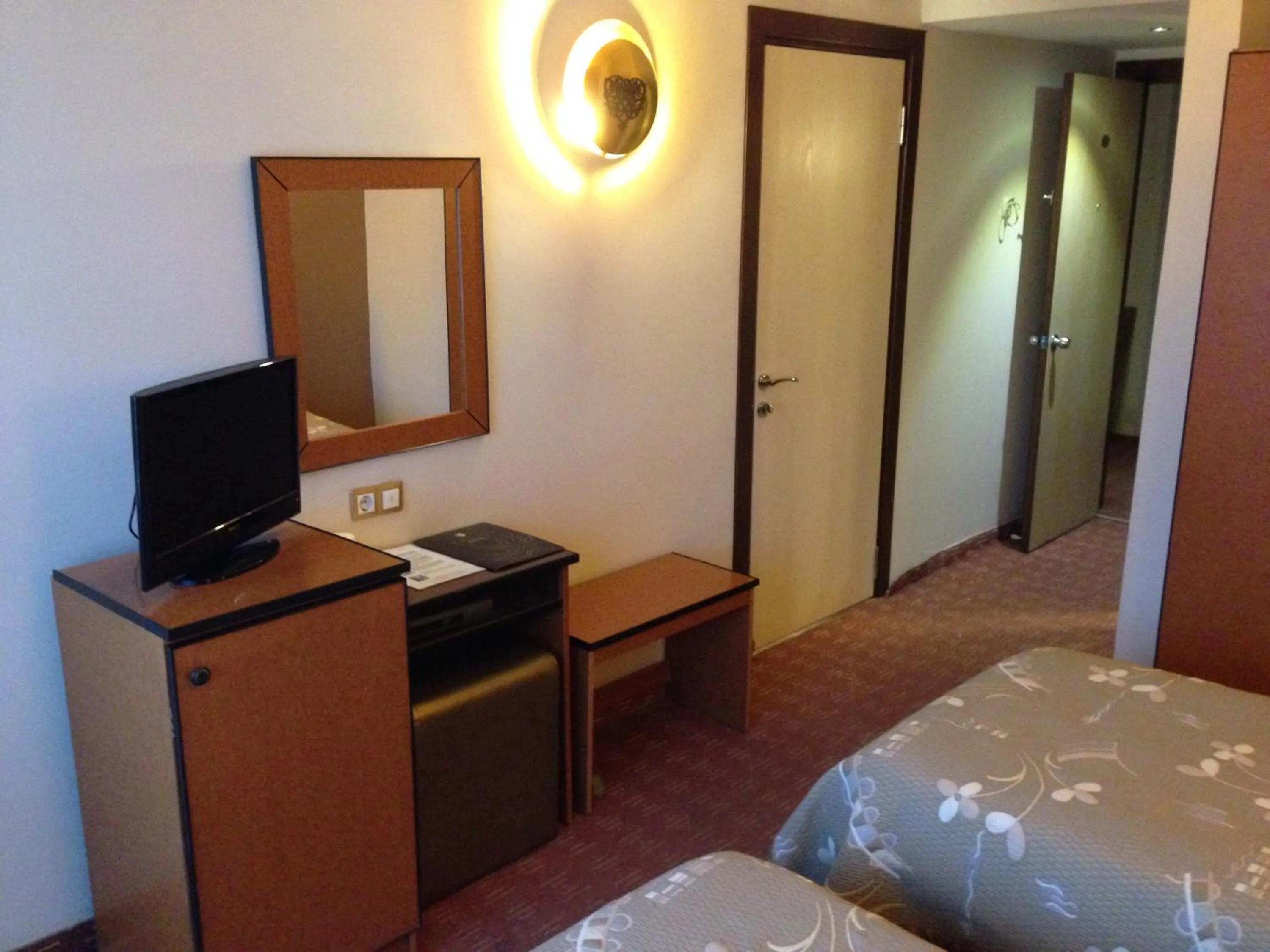 Photo of the whole room in Hotel Artiç