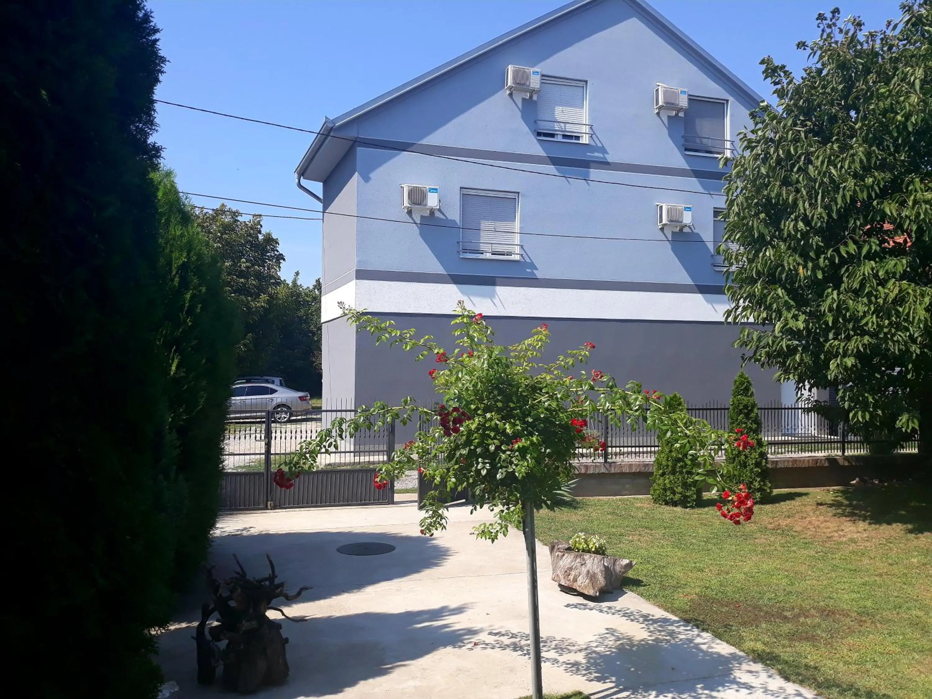 Property building in Apartments Popovic