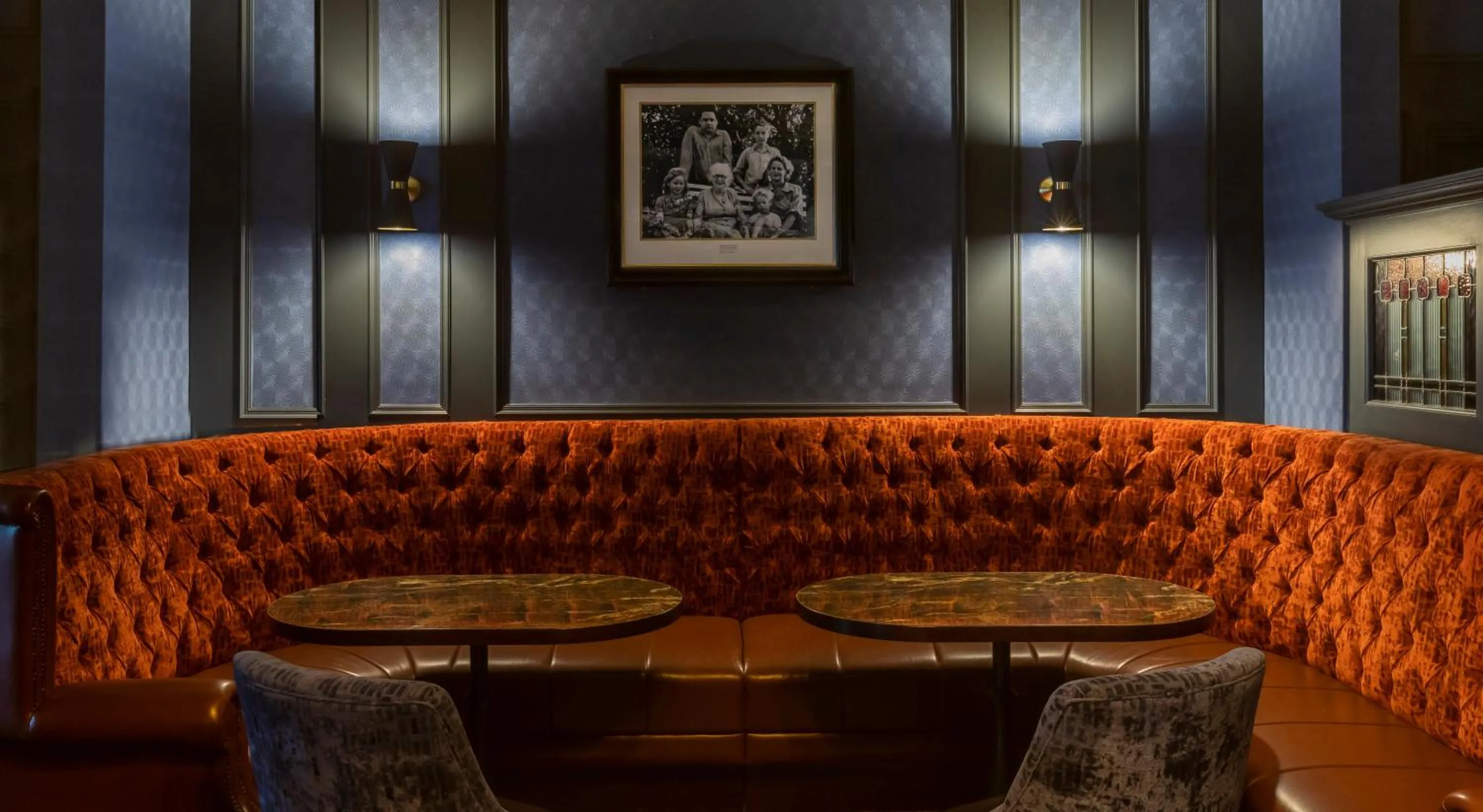 Restaurant/places to eat in Falls Hotel & Spa