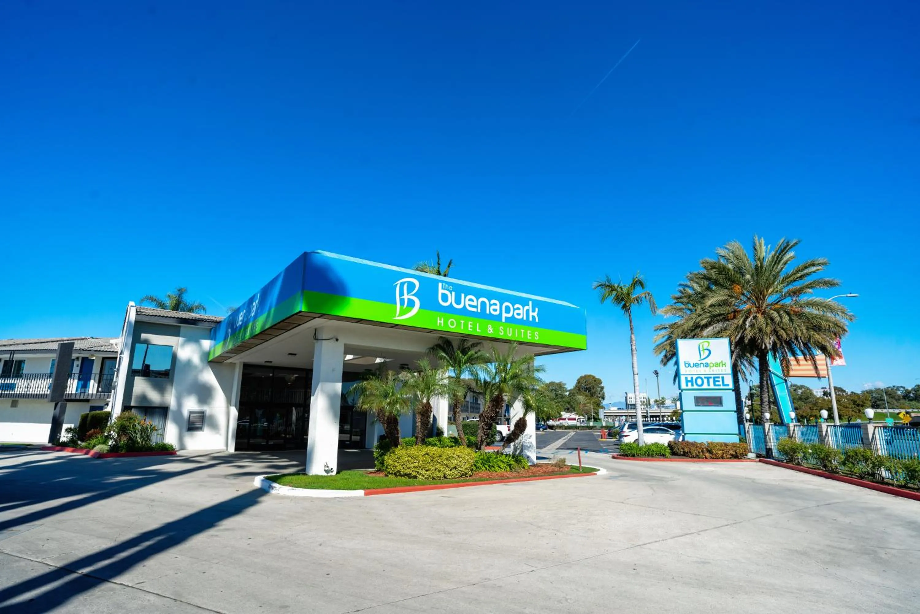Property building in The Buena Park Hotel & Suites