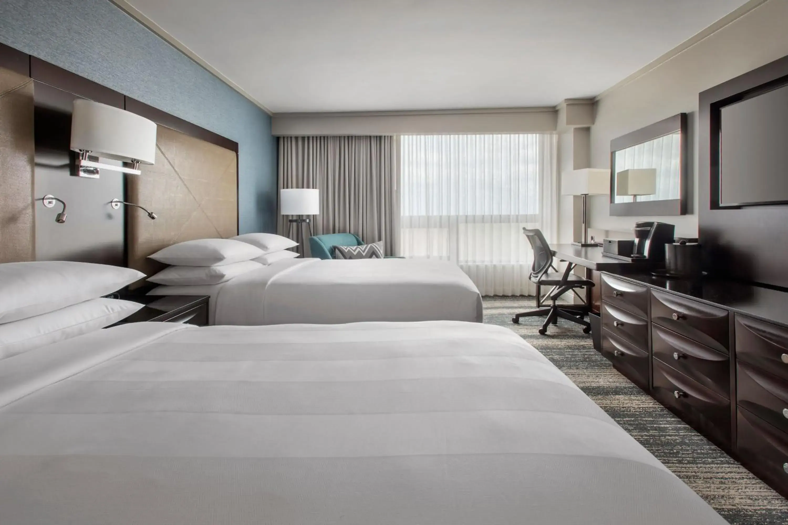 Queen Room with Two Queen Beds and Adapted Tub - Mobility Accessible in Boston Marriott Burlington Queen Room with Two Queen Beds and Adapted Tub - Mobility Accessible in Boston Marriott Burlington