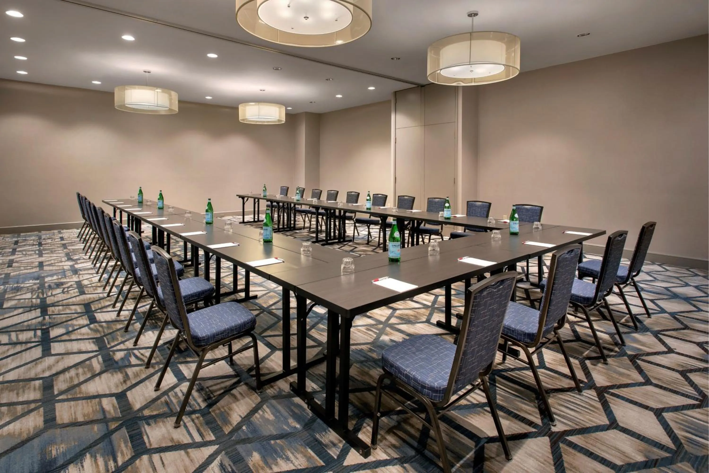 Meeting/conference room in Boston Marriott Burlington