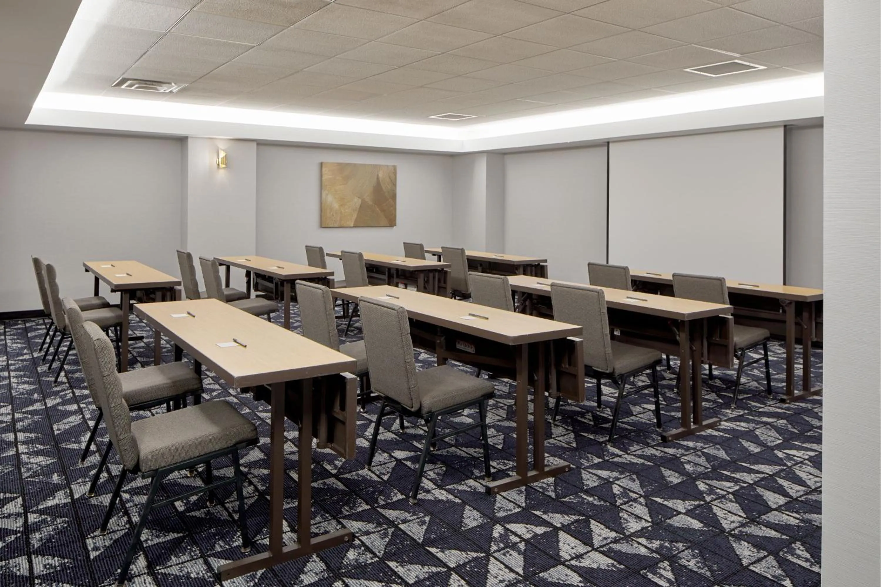 Meeting/conference room in Courtyard by Marriott Nashville Downtown