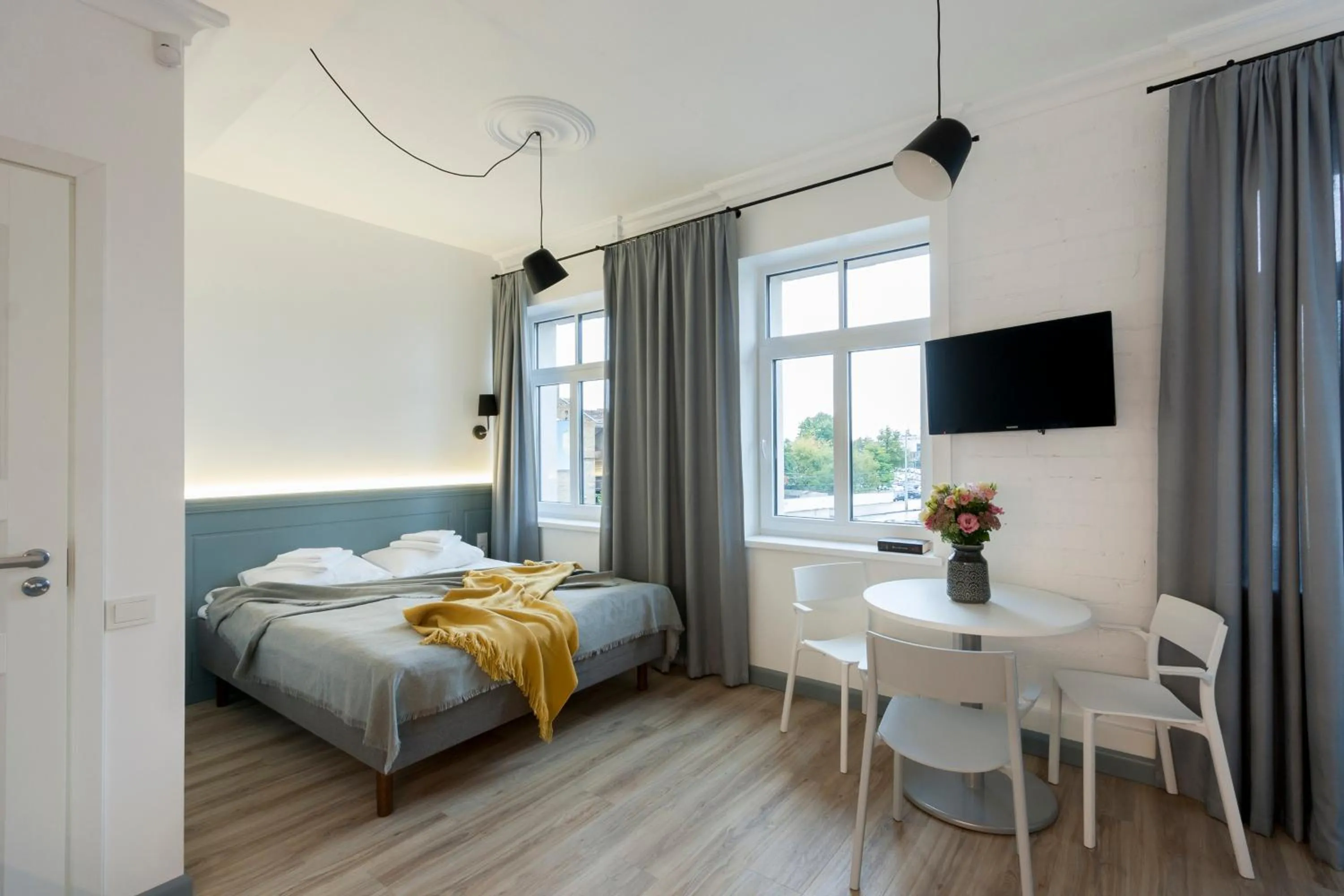 Standard Studio in 9010 Apartments