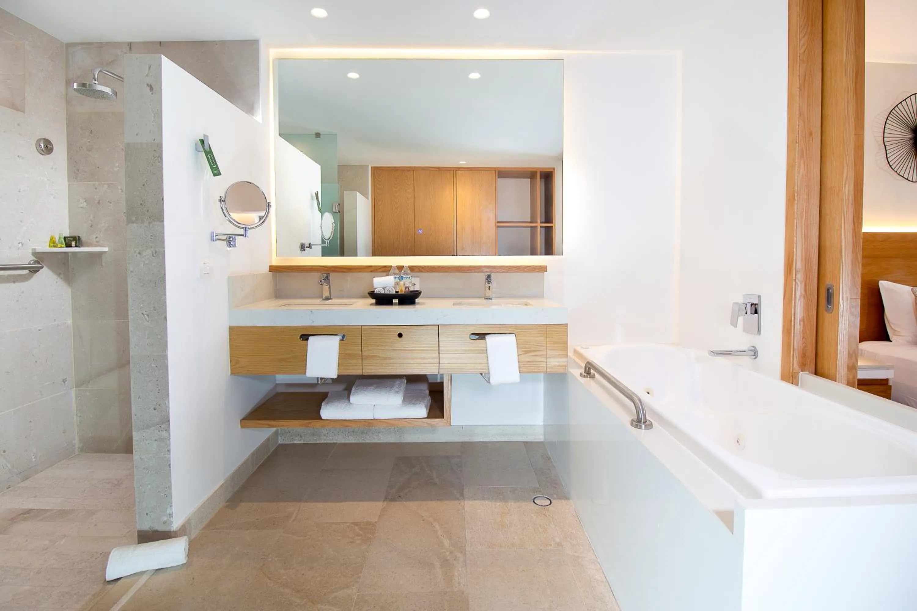 Bath in Sunset Plaza Beach Resort Puerto Vallarta All Inclusive