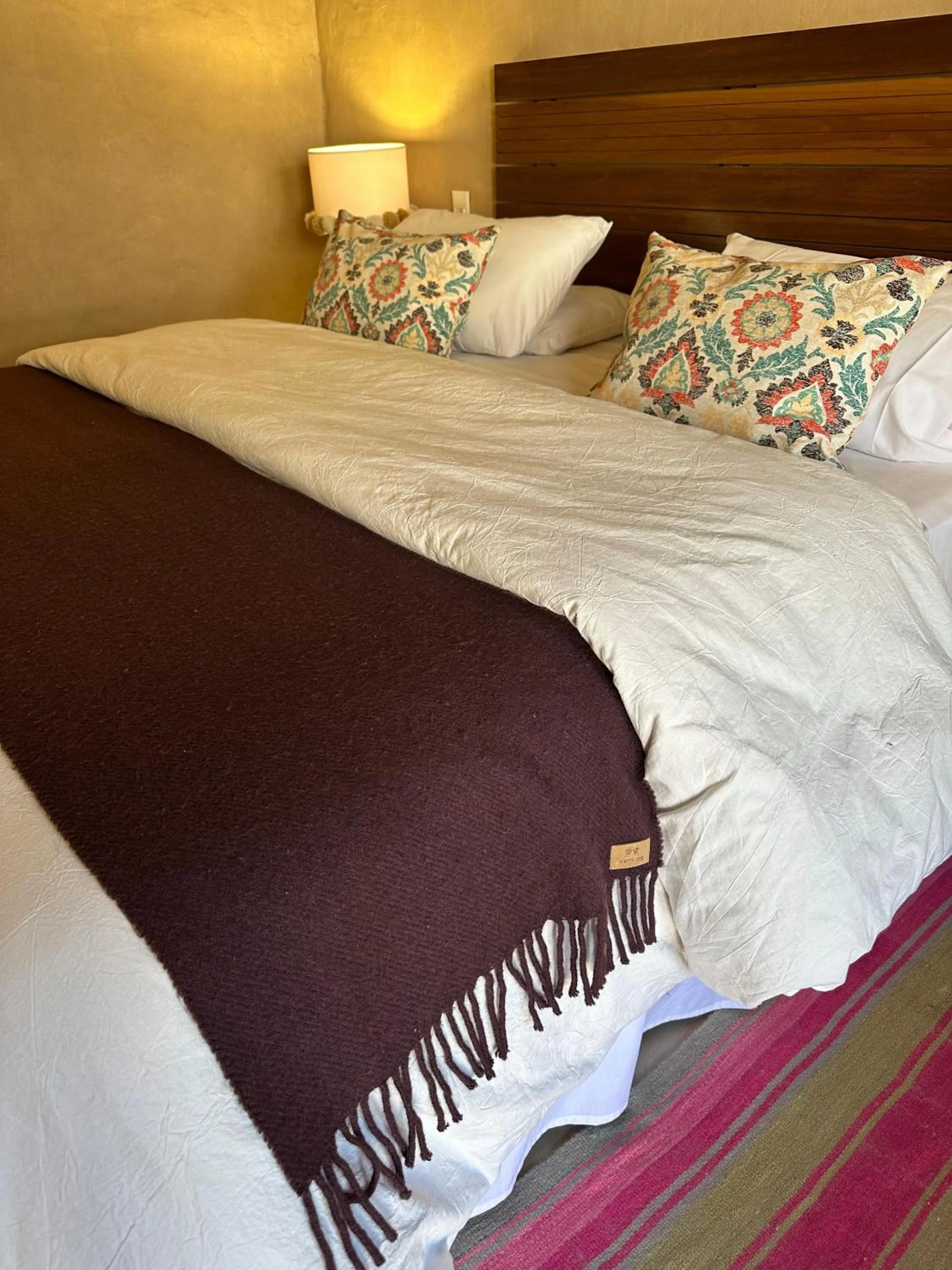 Text overlay, Bed in Vientonorte