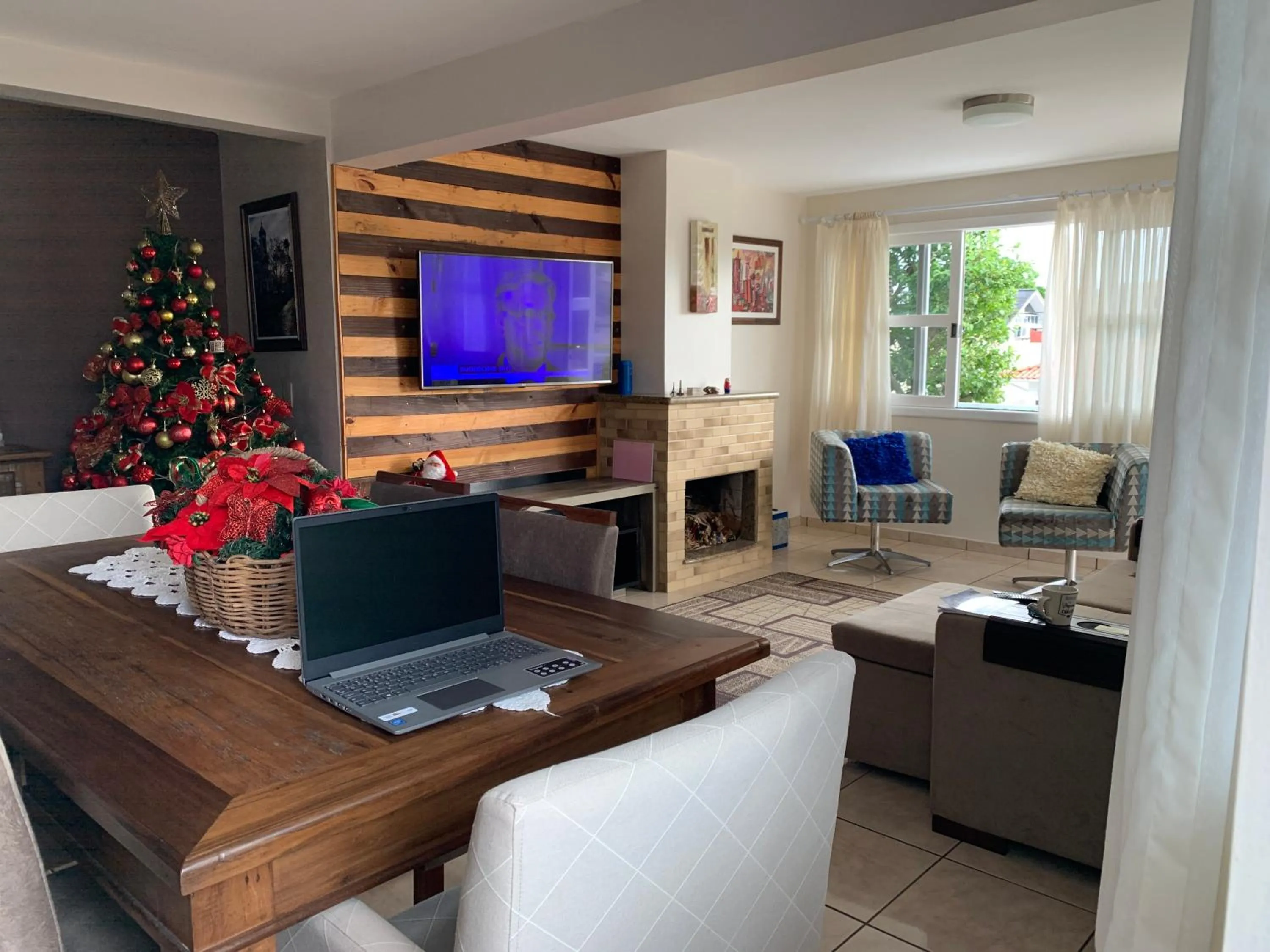 Communal lounge/ TV room in Recanto da Sol