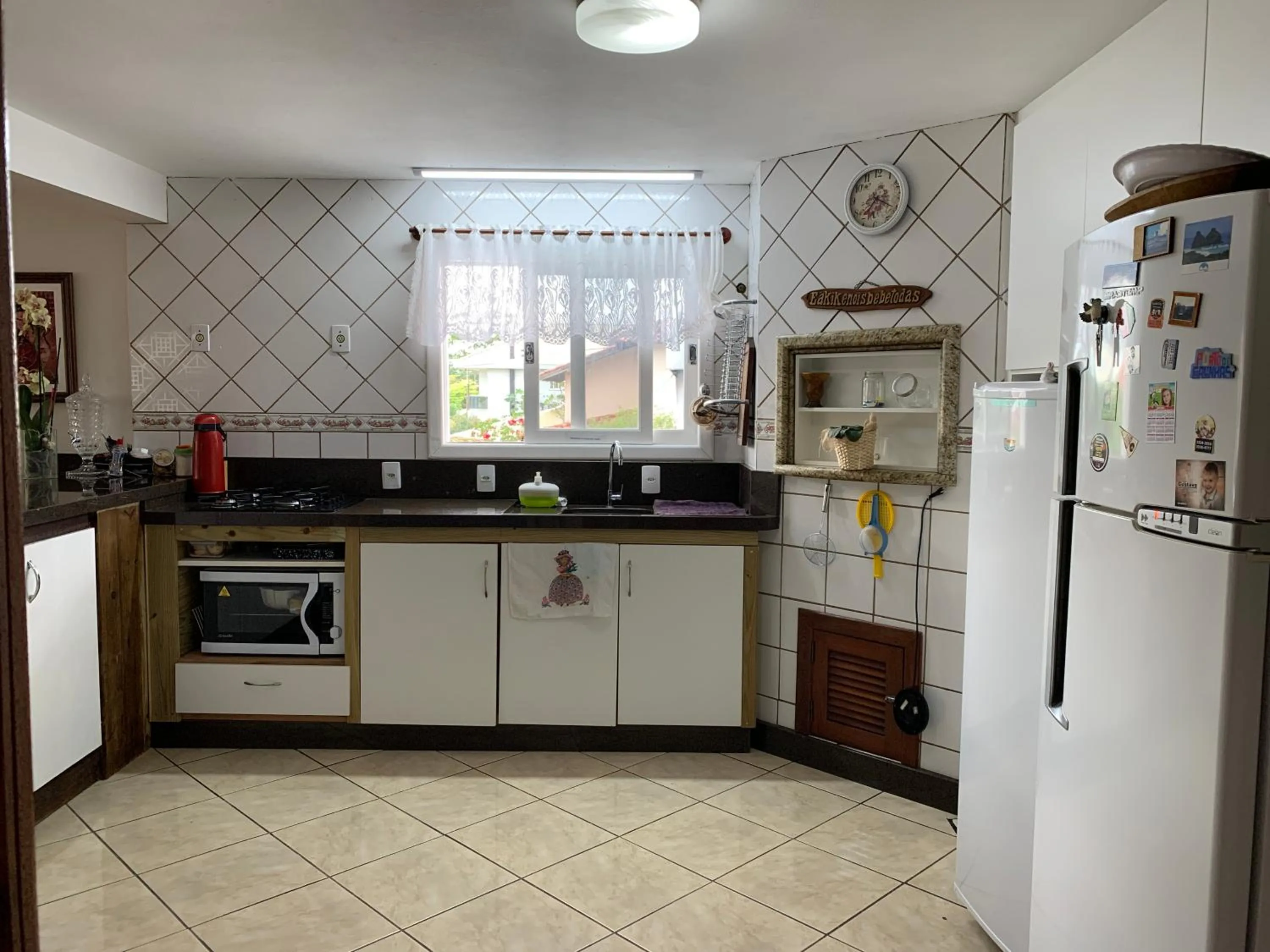 Communal kitchen in Recanto da Sol
